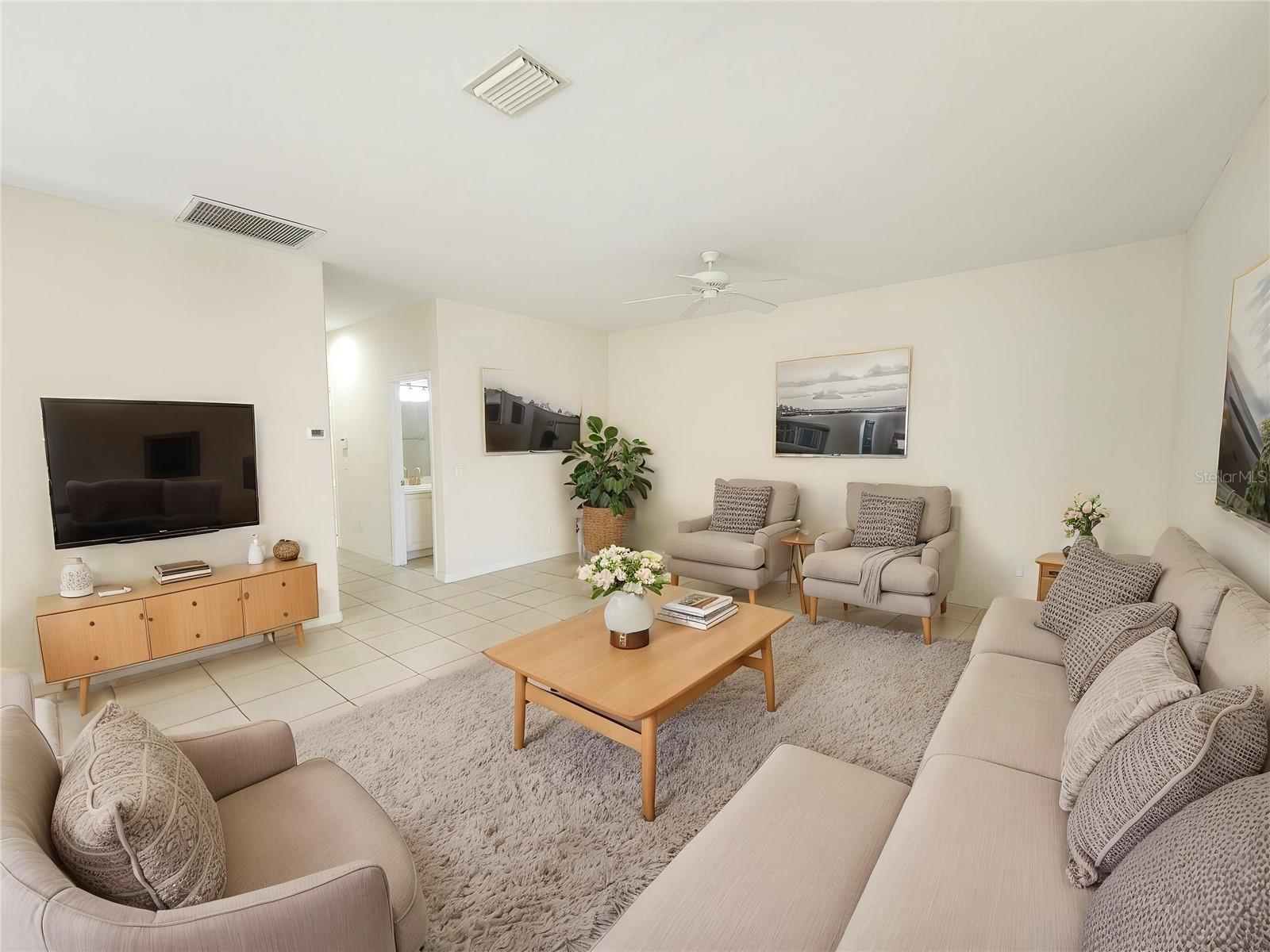 8323 EAGLE ISLES PL, BRADENTON, FL, 34212
