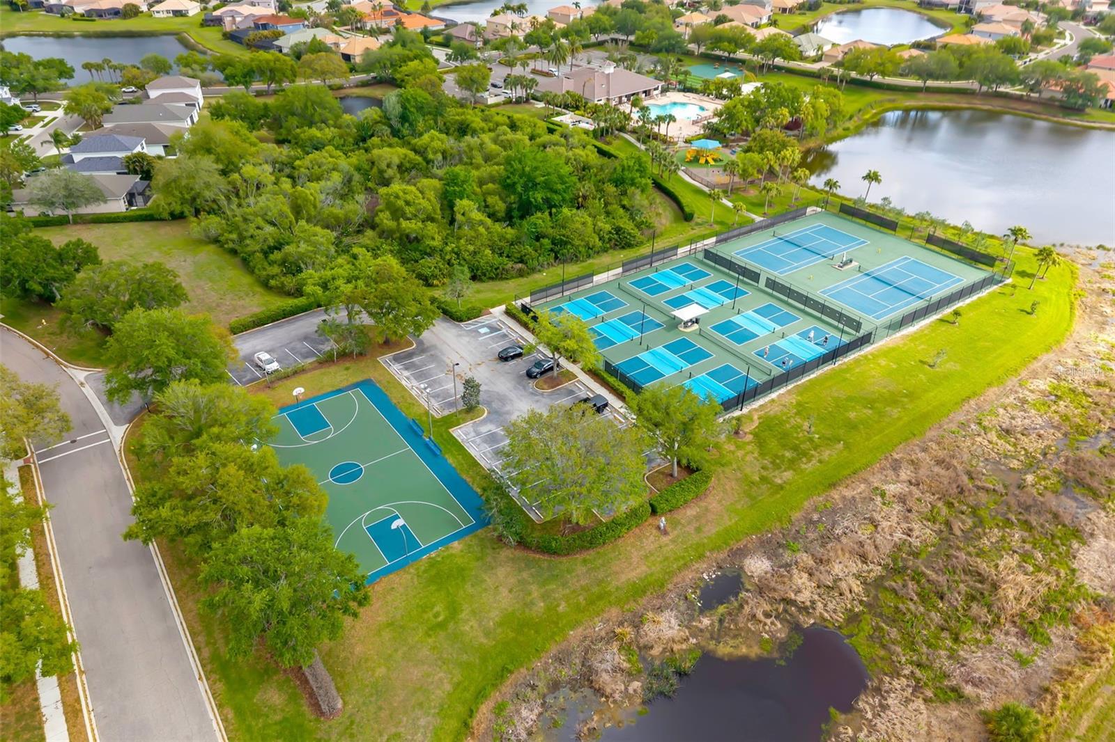 8323 EAGLE ISLES PL, BRADENTON, FL, 34212