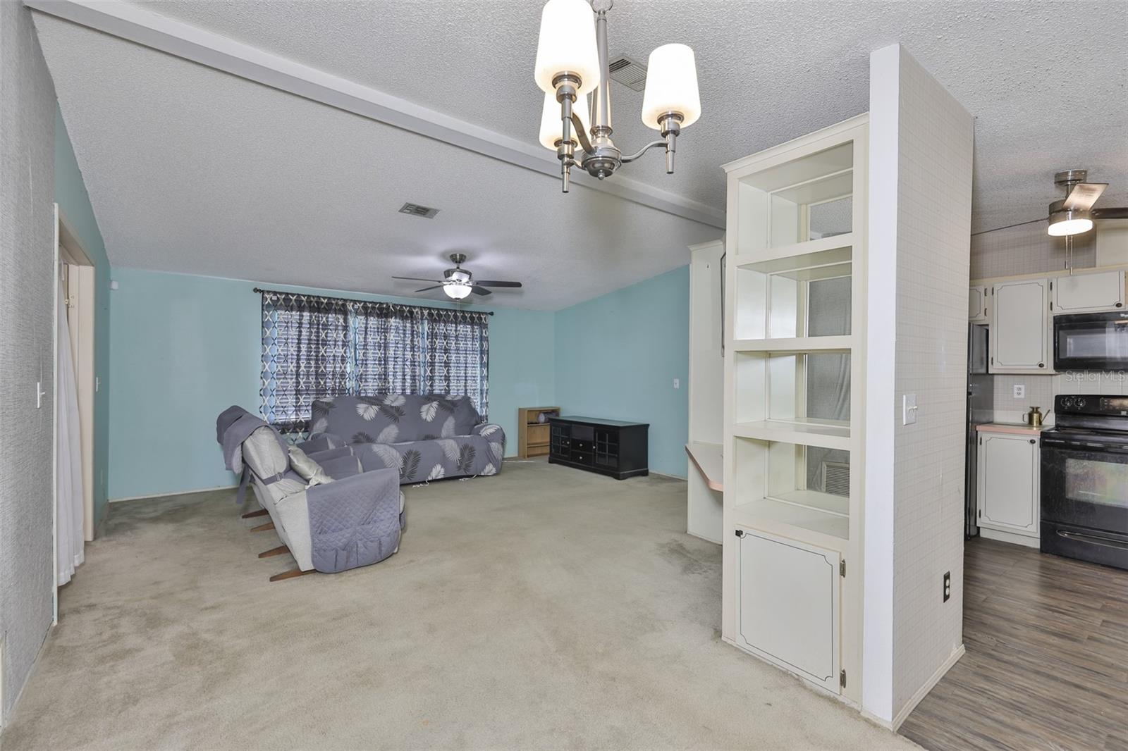 38992 STAPLEY CIR, ZEPHYRHILLS, FL, 33540