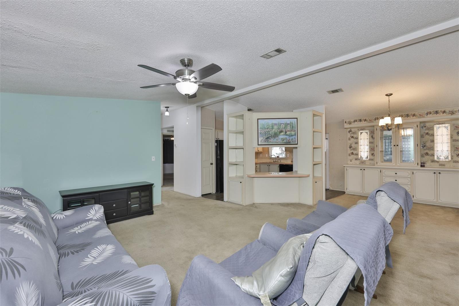 38992 STAPLEY CIR, ZEPHYRHILLS, FL, 33540