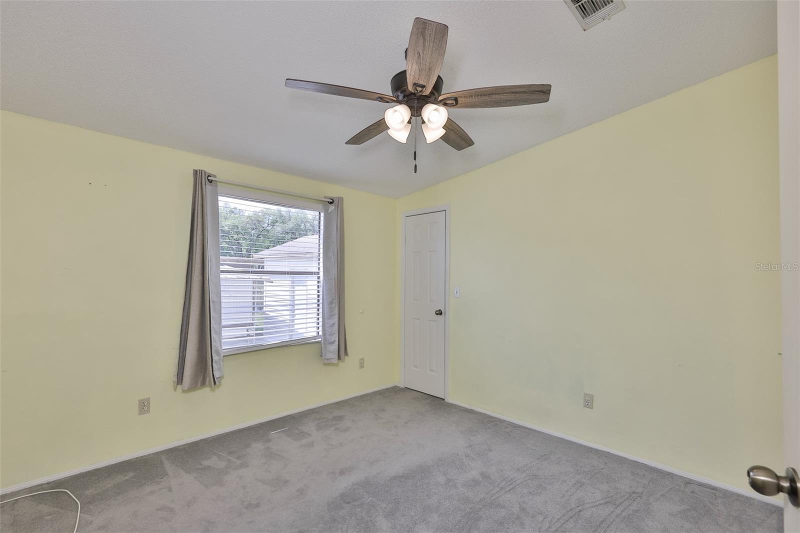 38992 STAPLEY CIR, ZEPHYRHILLS, FL, 33540