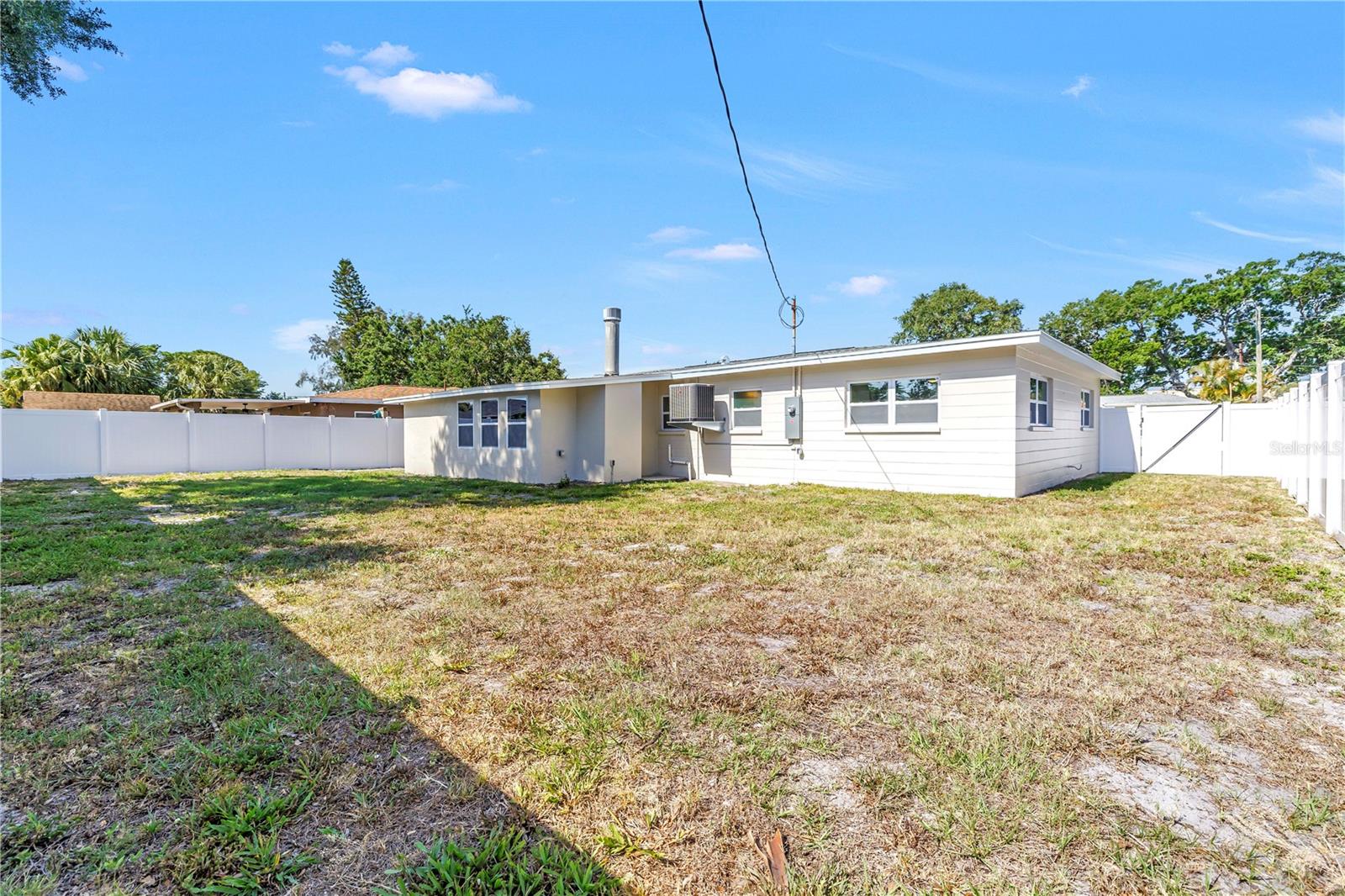 7443 2ND ST N, ST PETERSBURG, FL, 33702
