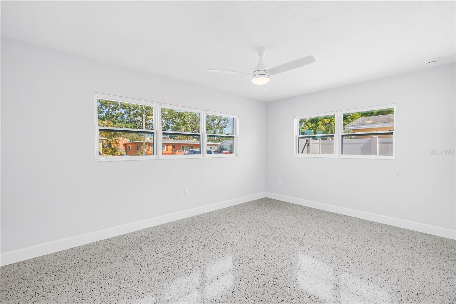 7443 2ND ST N, ST PETERSBURG, FL, 33702