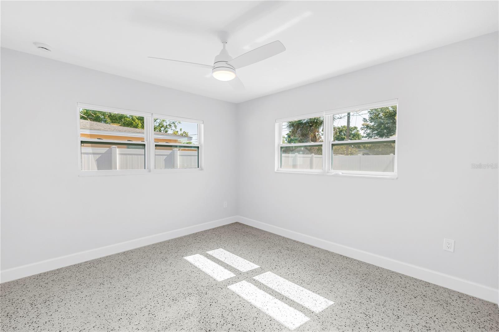 7443 2ND ST N, ST PETERSBURG, FL, 33702