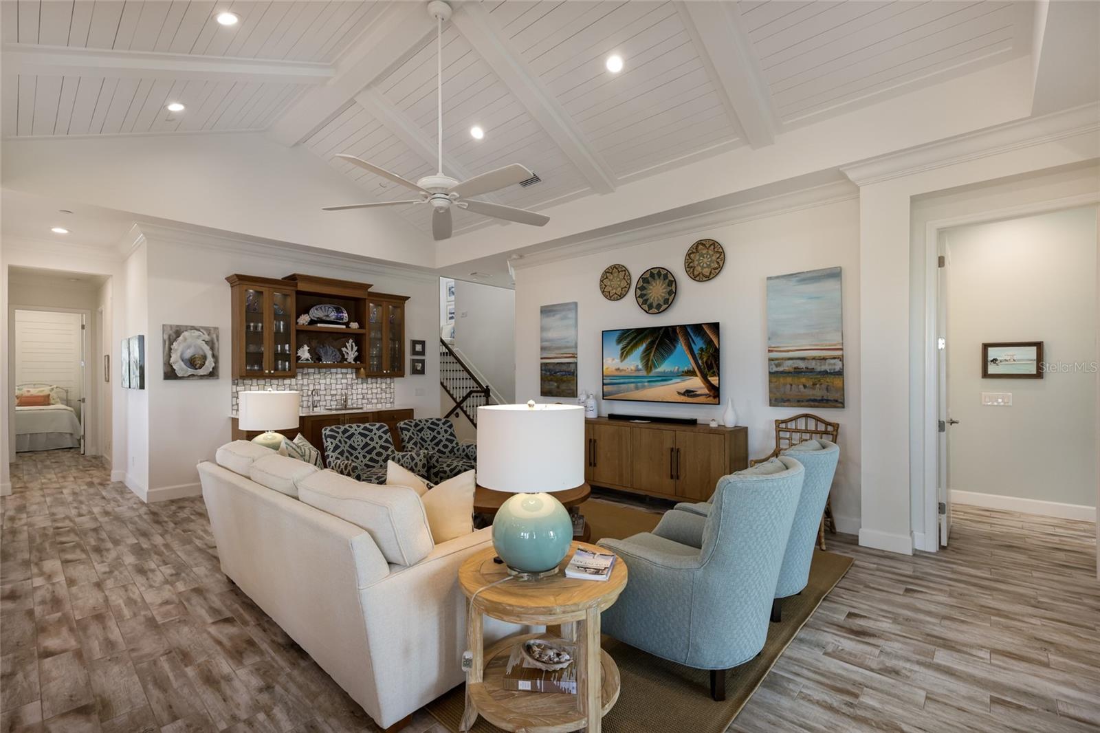 318 COMPASS POINT DR #202, BRADENTON, FL, 34209