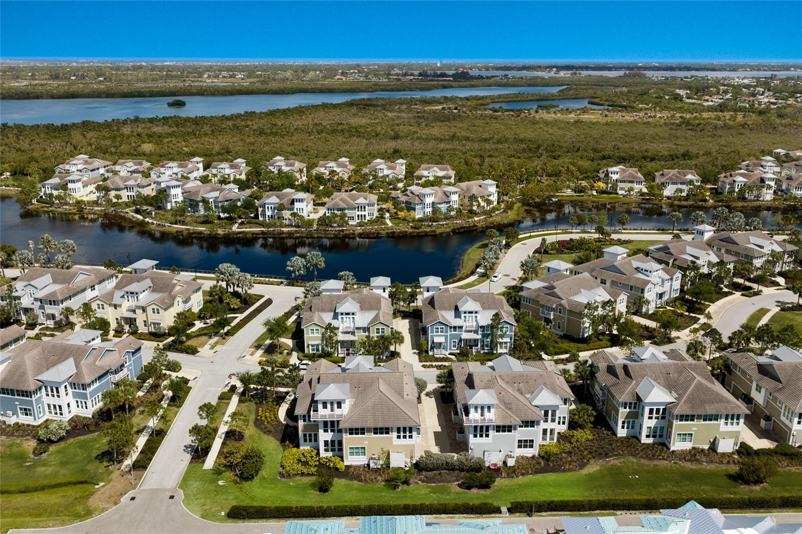 318 COMPASS POINT DR #202, BRADENTON, FL, 34209