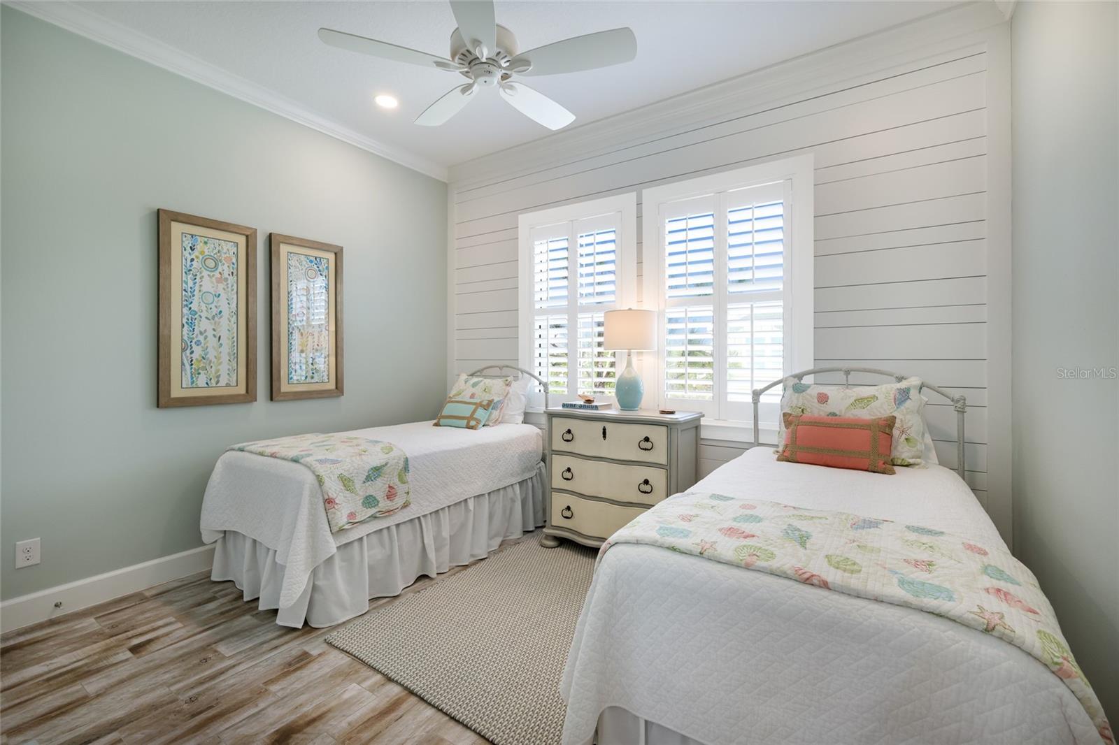 318 COMPASS POINT DR #202, BRADENTON, FL, 34209
