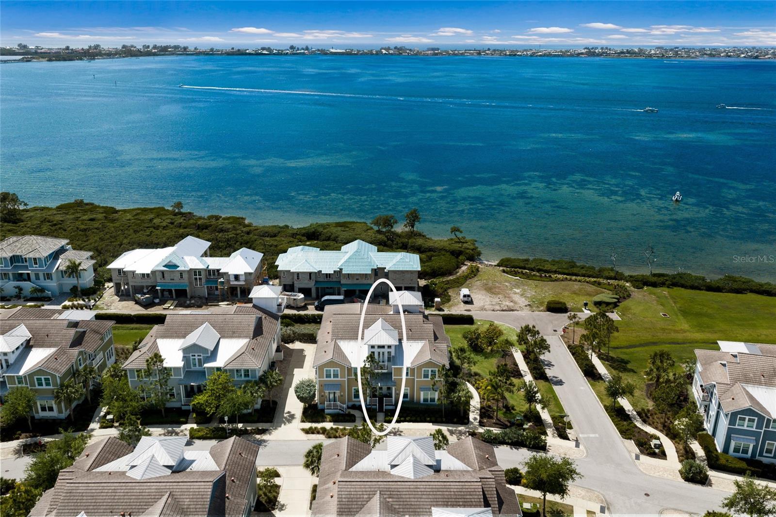318 COMPASS POINT DR #202, BRADENTON, FL, 34209