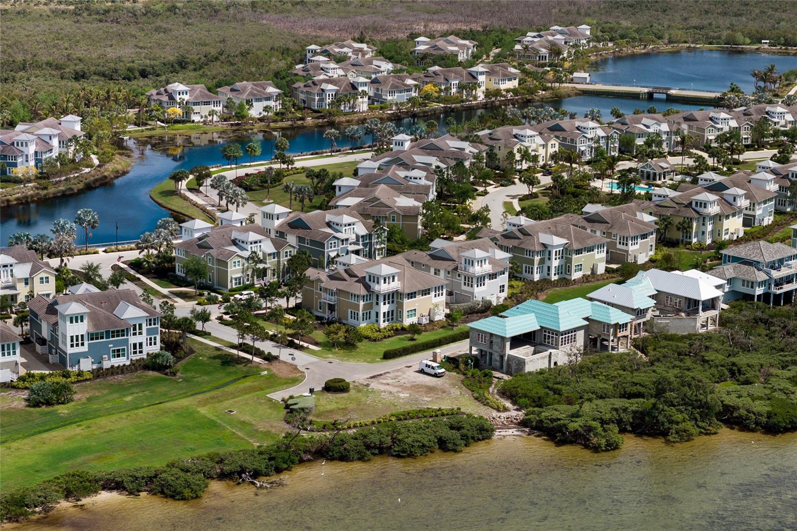 318 COMPASS POINT DR #202, BRADENTON, FL, 34209