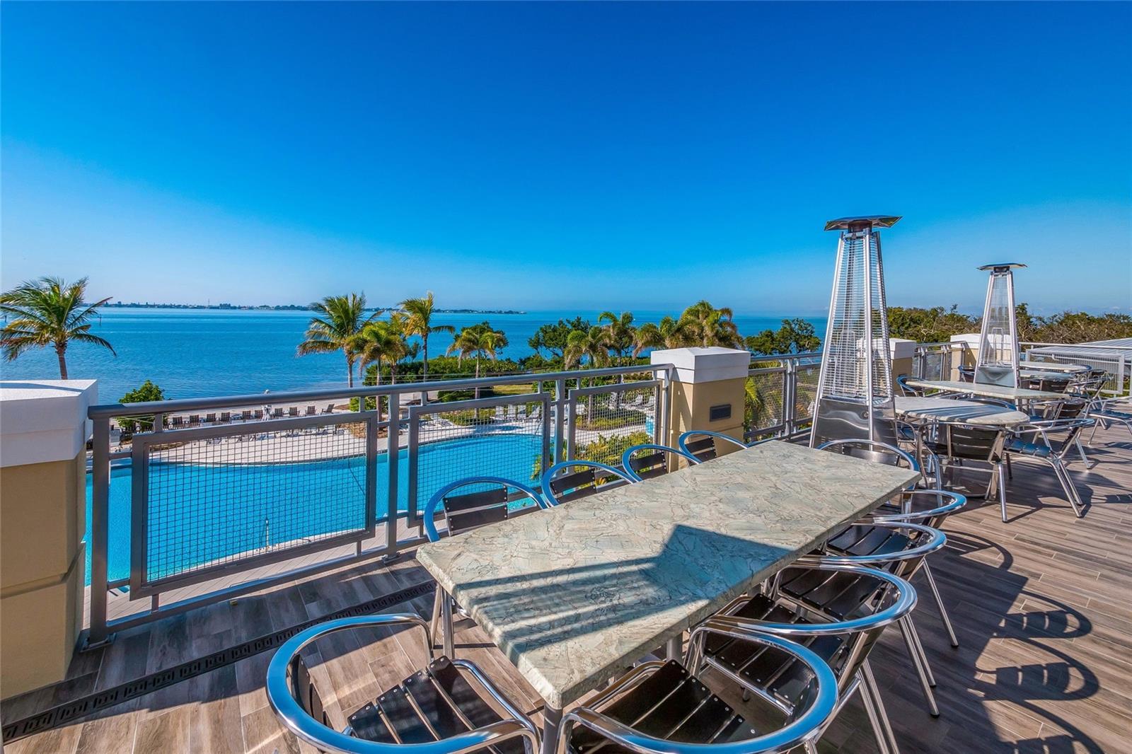 318 COMPASS POINT DR #202, BRADENTON, FL, 34209
