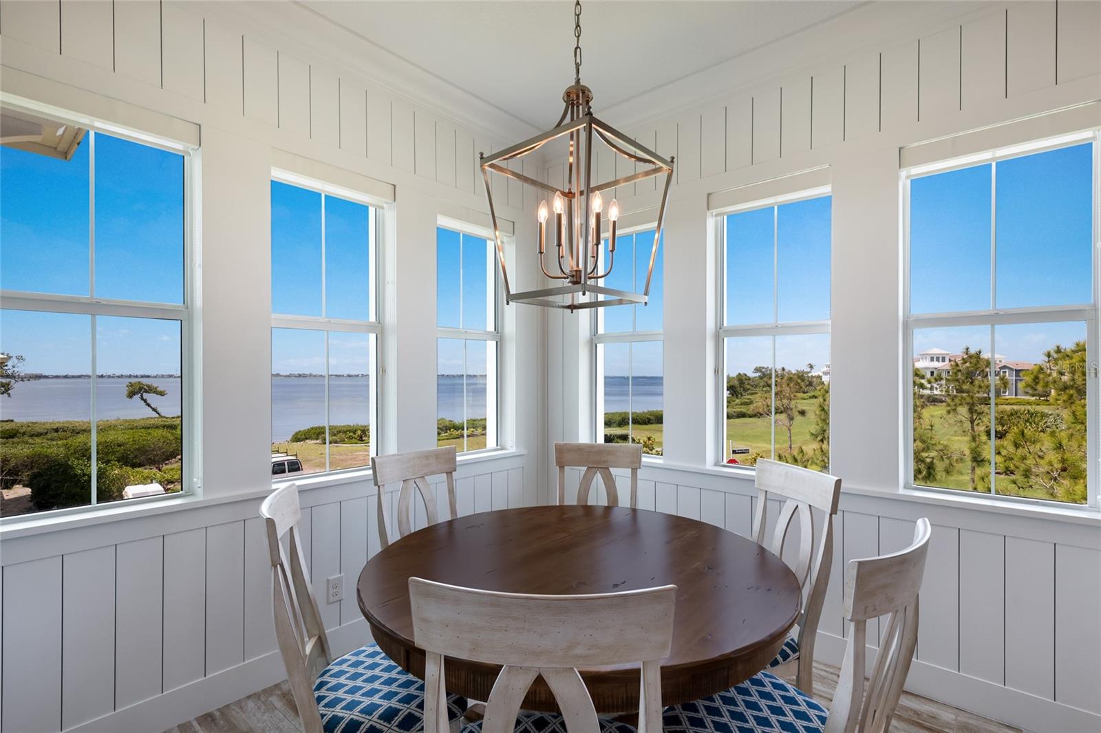 318 COMPASS POINT DR #202, BRADENTON, FL, 34209
