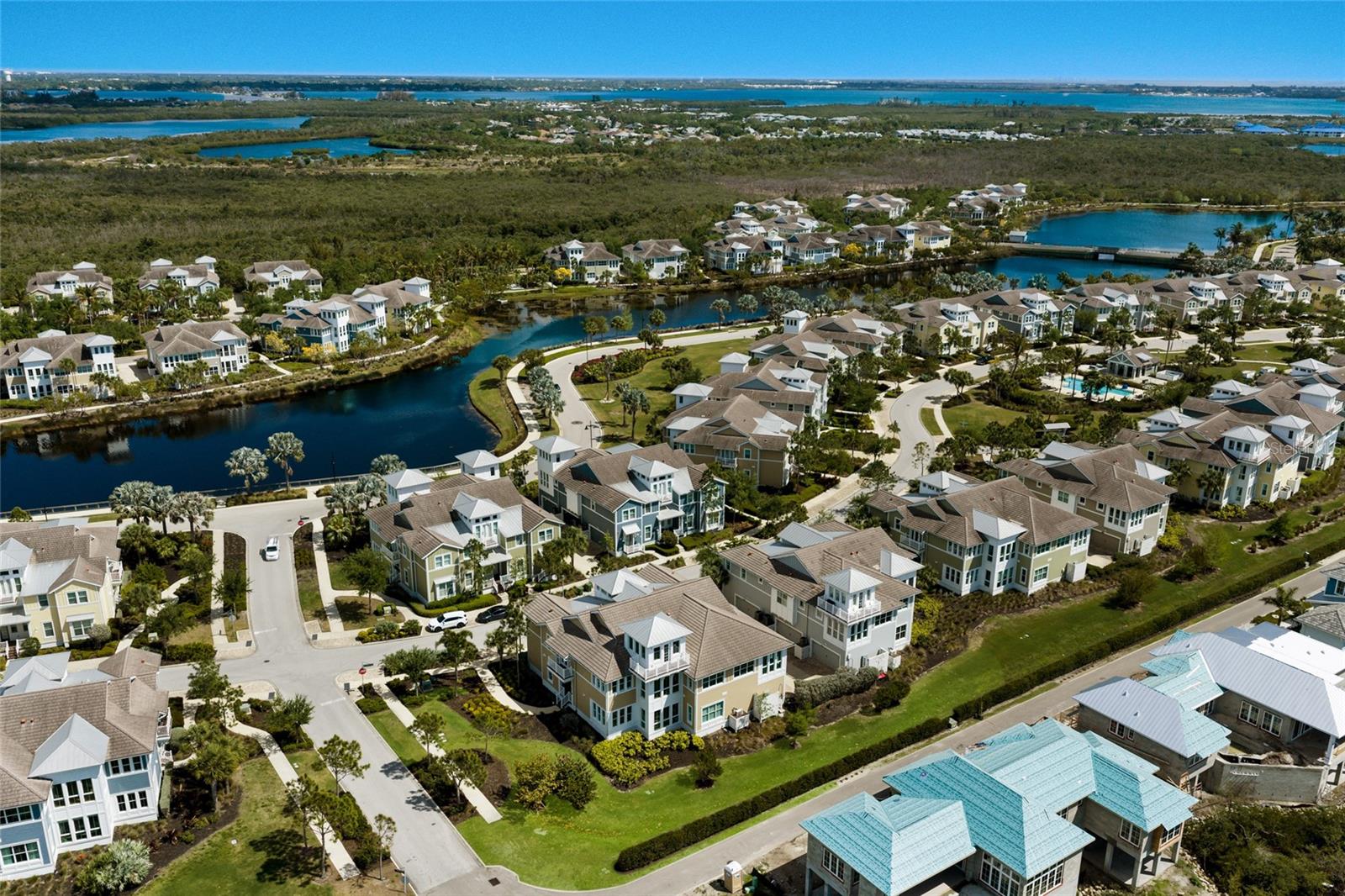 318 COMPASS POINT DR #202, BRADENTON, FL, 34209