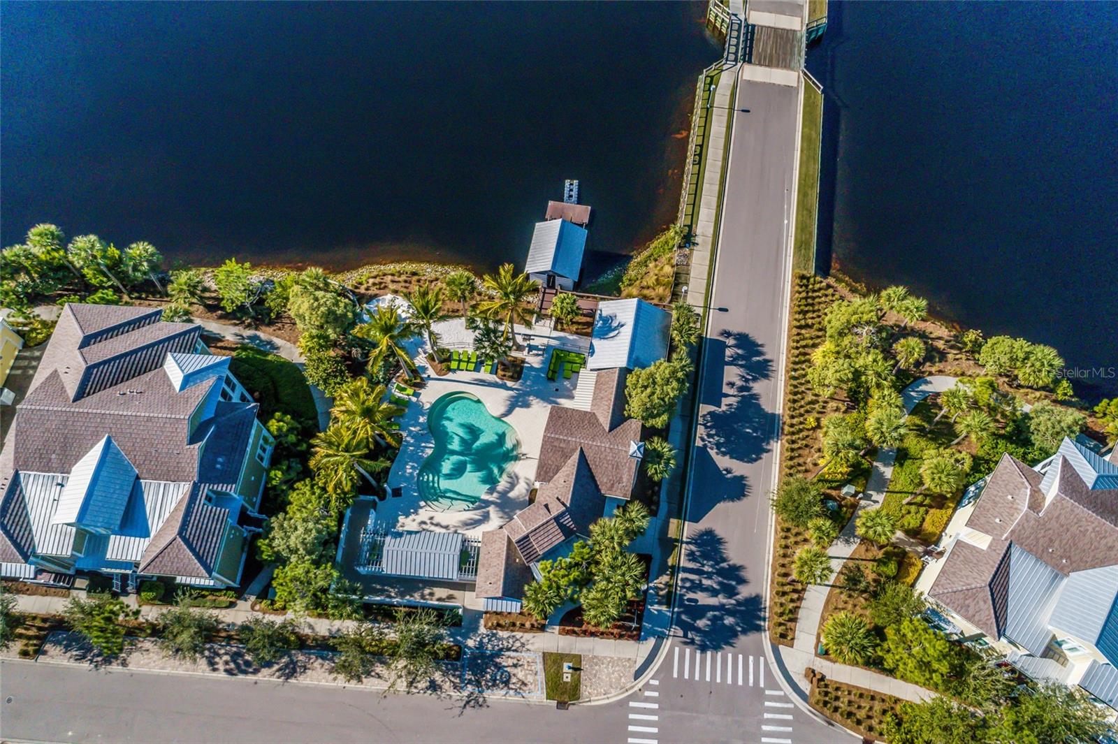 318 COMPASS POINT DR #202, BRADENTON, FL, 34209