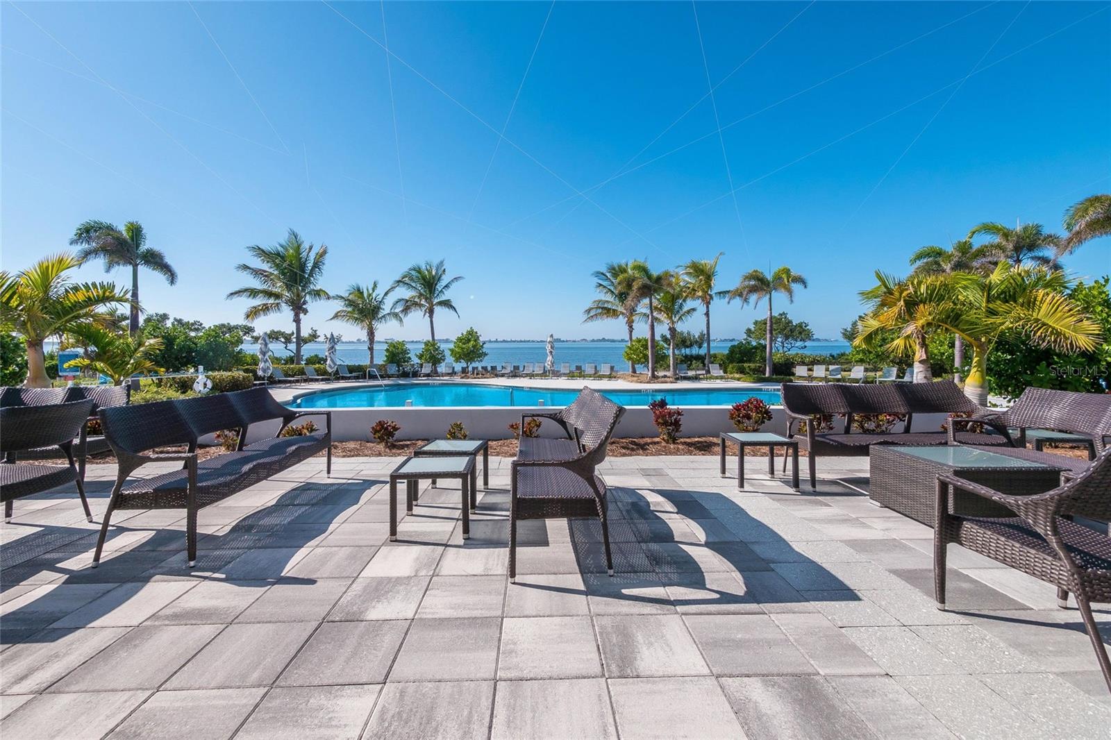 318 COMPASS POINT DR #202, BRADENTON, FL, 34209