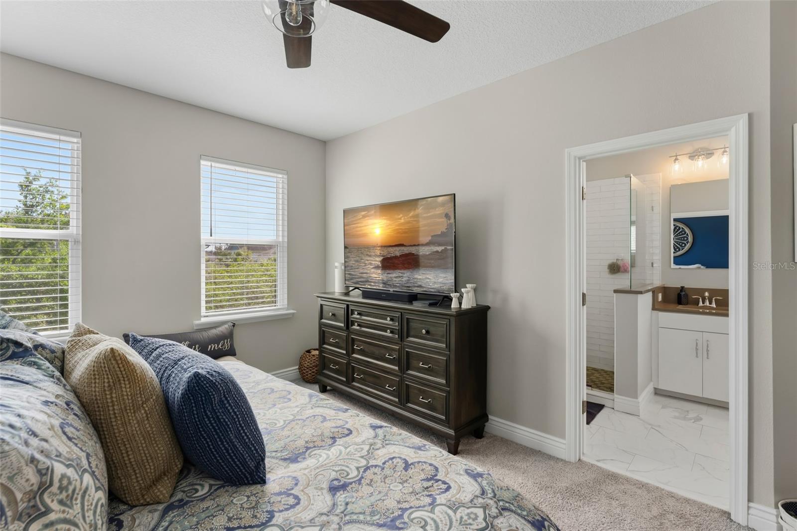 8189 LAUREATE BLVD, ORLANDO, FL, 32827