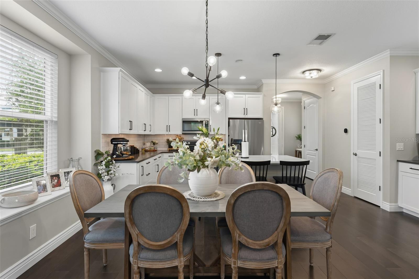 8189 LAUREATE BLVD, ORLANDO, FL, 32827