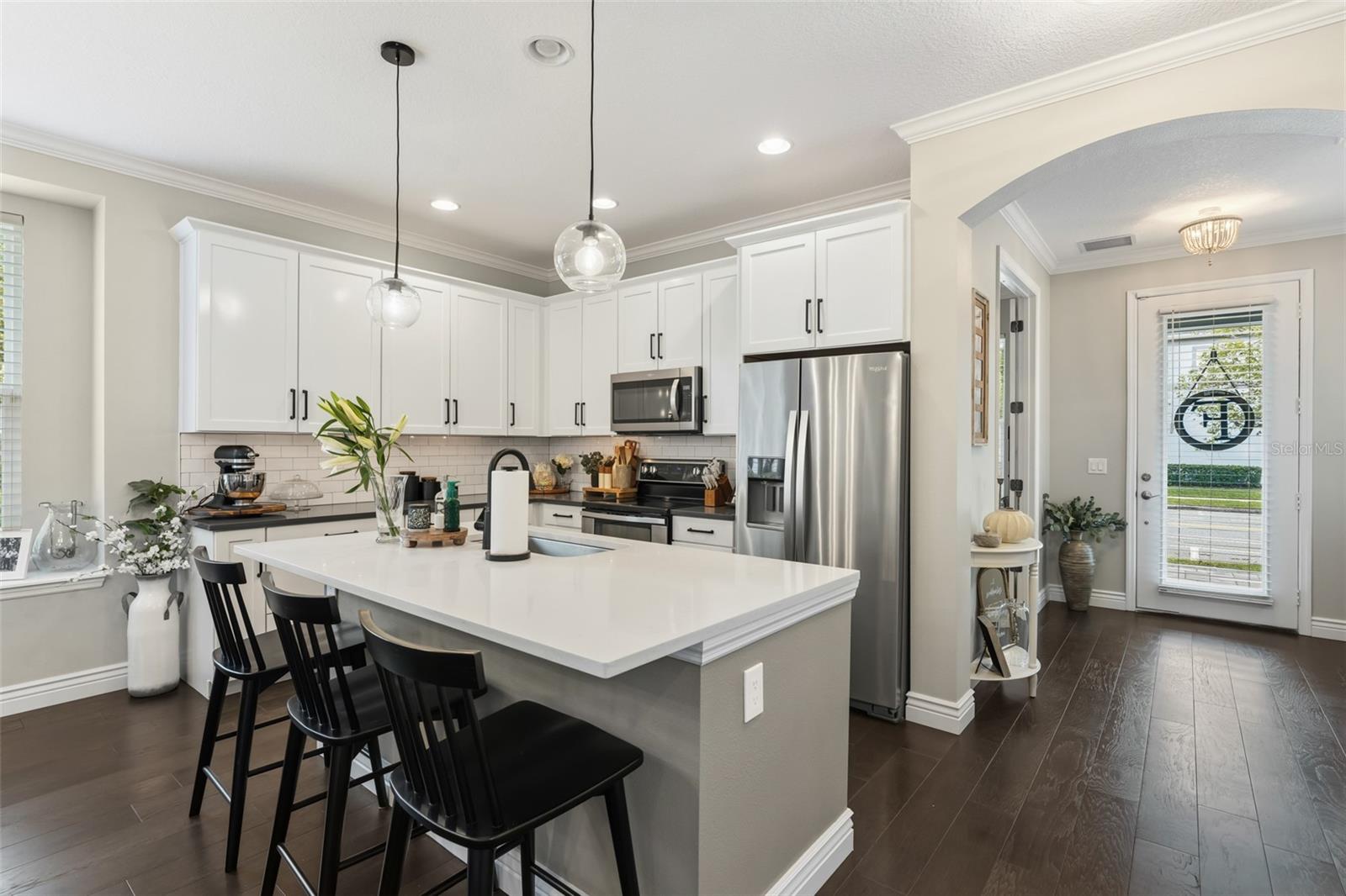 8189 LAUREATE BLVD, ORLANDO, FL, 32827