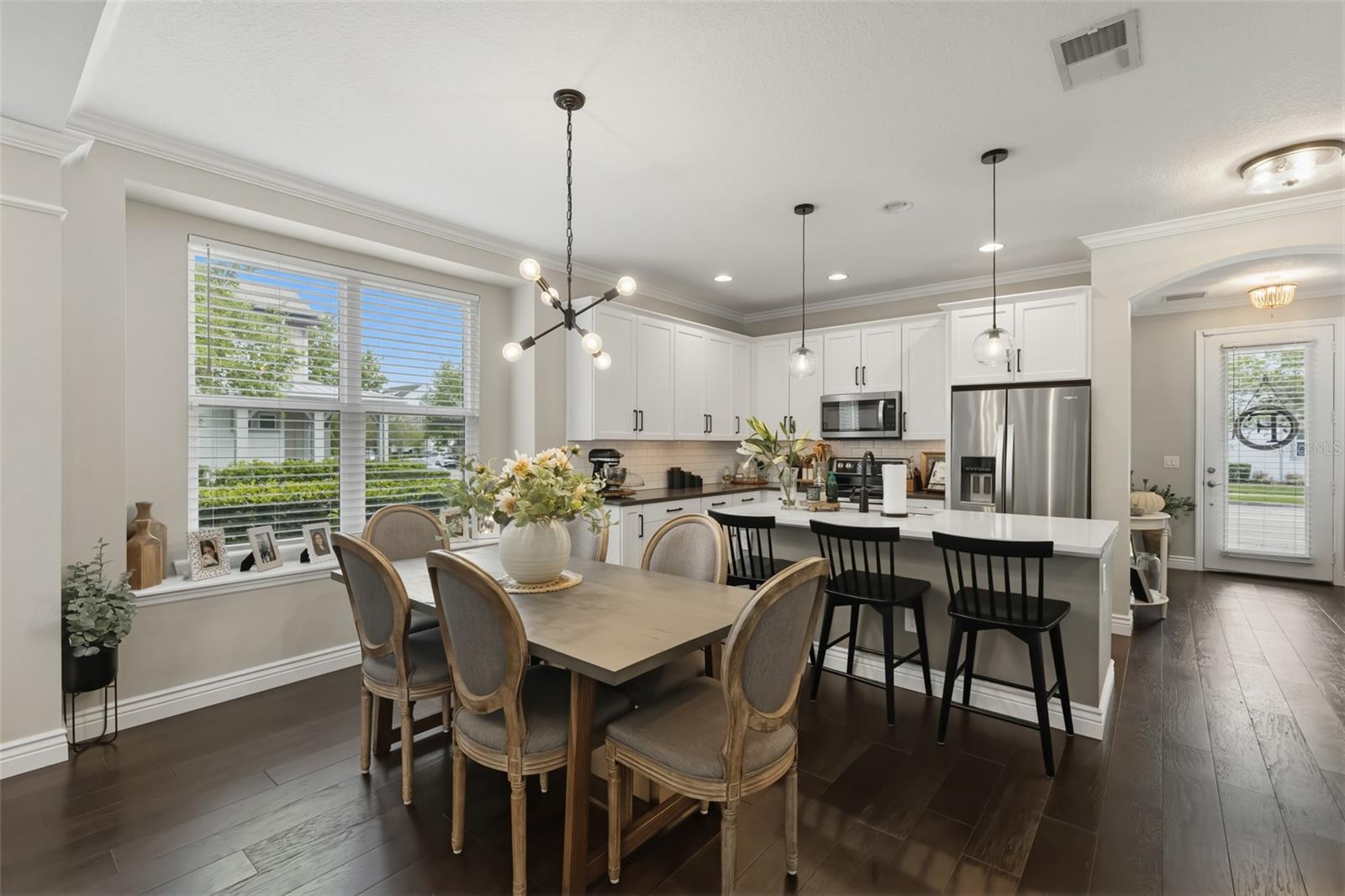 8189 LAUREATE BLVD, ORLANDO, FL, 32827