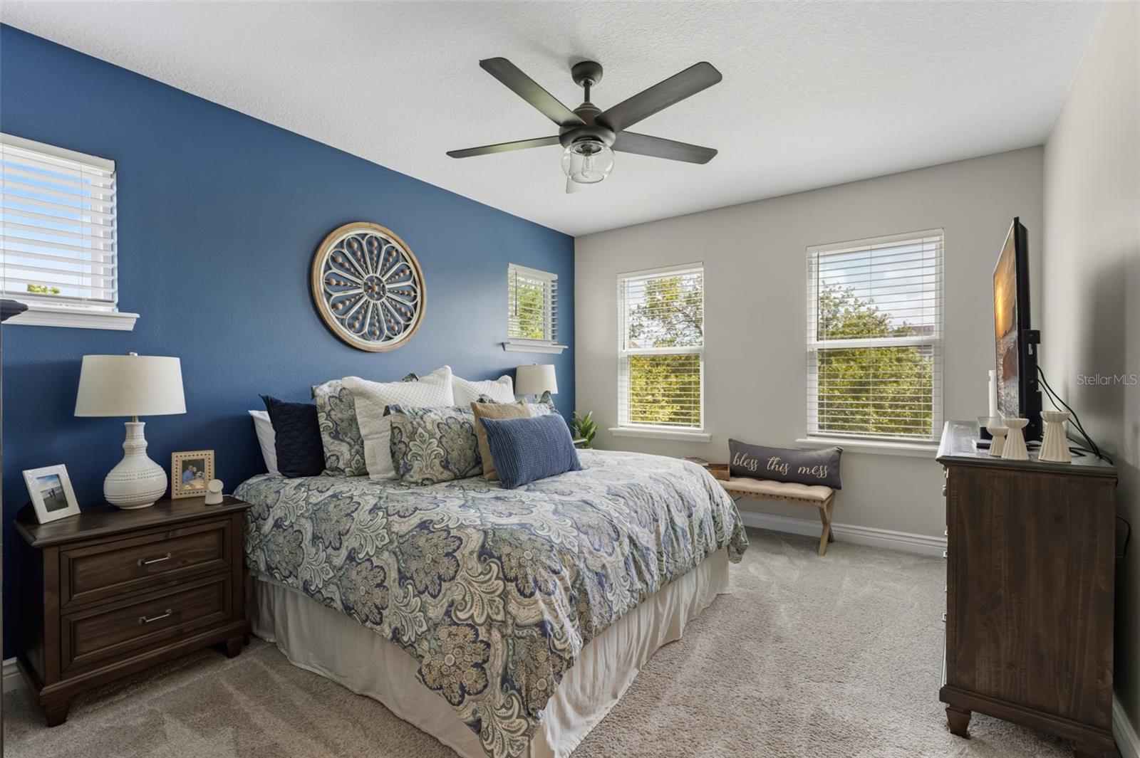 8189 LAUREATE BLVD, ORLANDO, FL, 32827