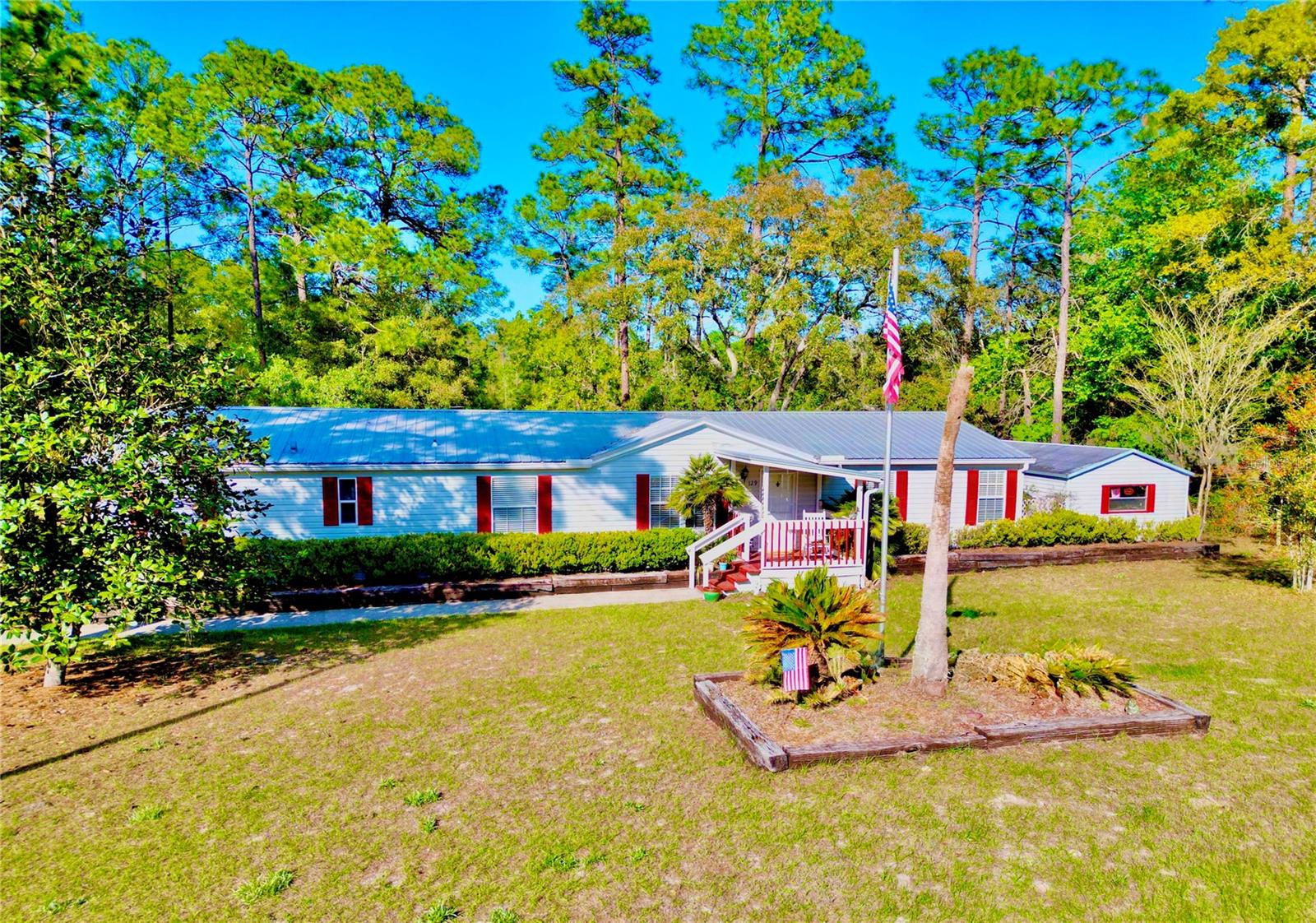 129 CRYSTAL LAKE DR, MELROSE, FL, 32666