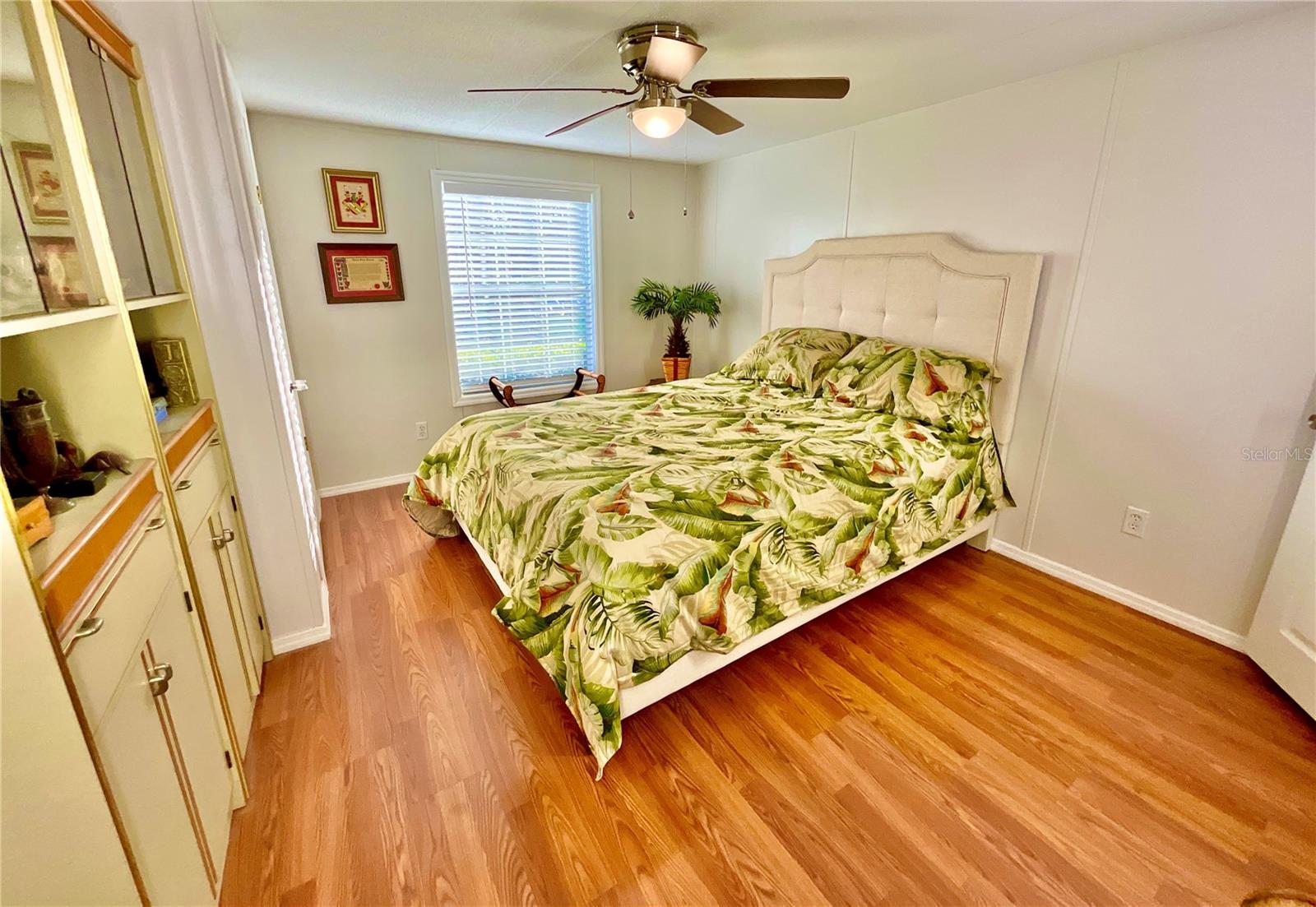 129 CRYSTAL LAKE DR, MELROSE, FL, 32666