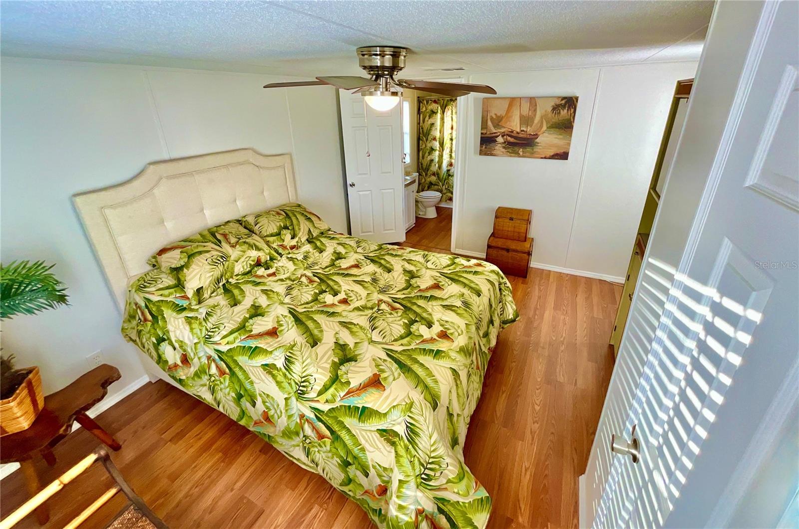 129 CRYSTAL LAKE DR, MELROSE, FL, 32666