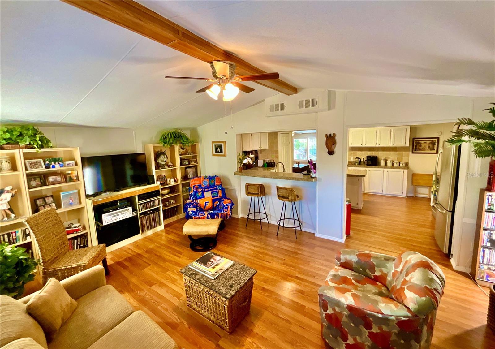 129 CRYSTAL LAKE DR, MELROSE, FL, 32666