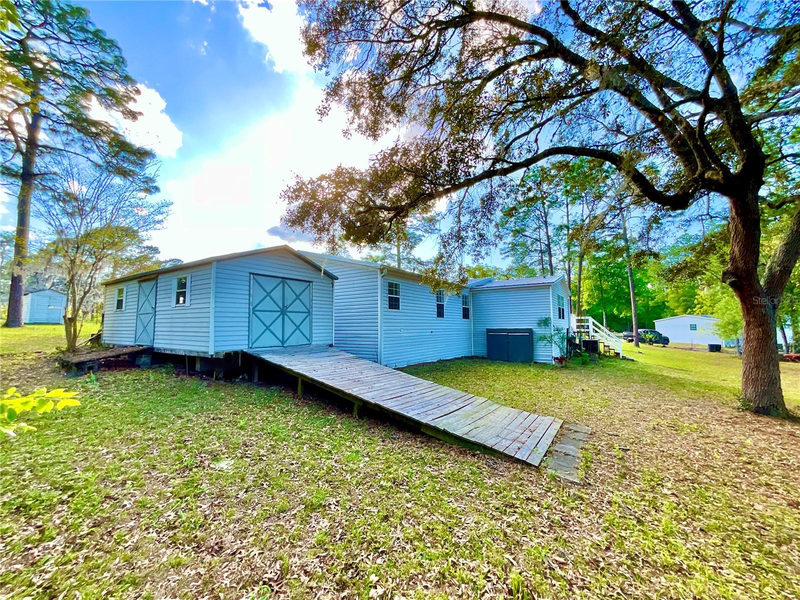 129 CRYSTAL LAKE DR, MELROSE, FL, 32666