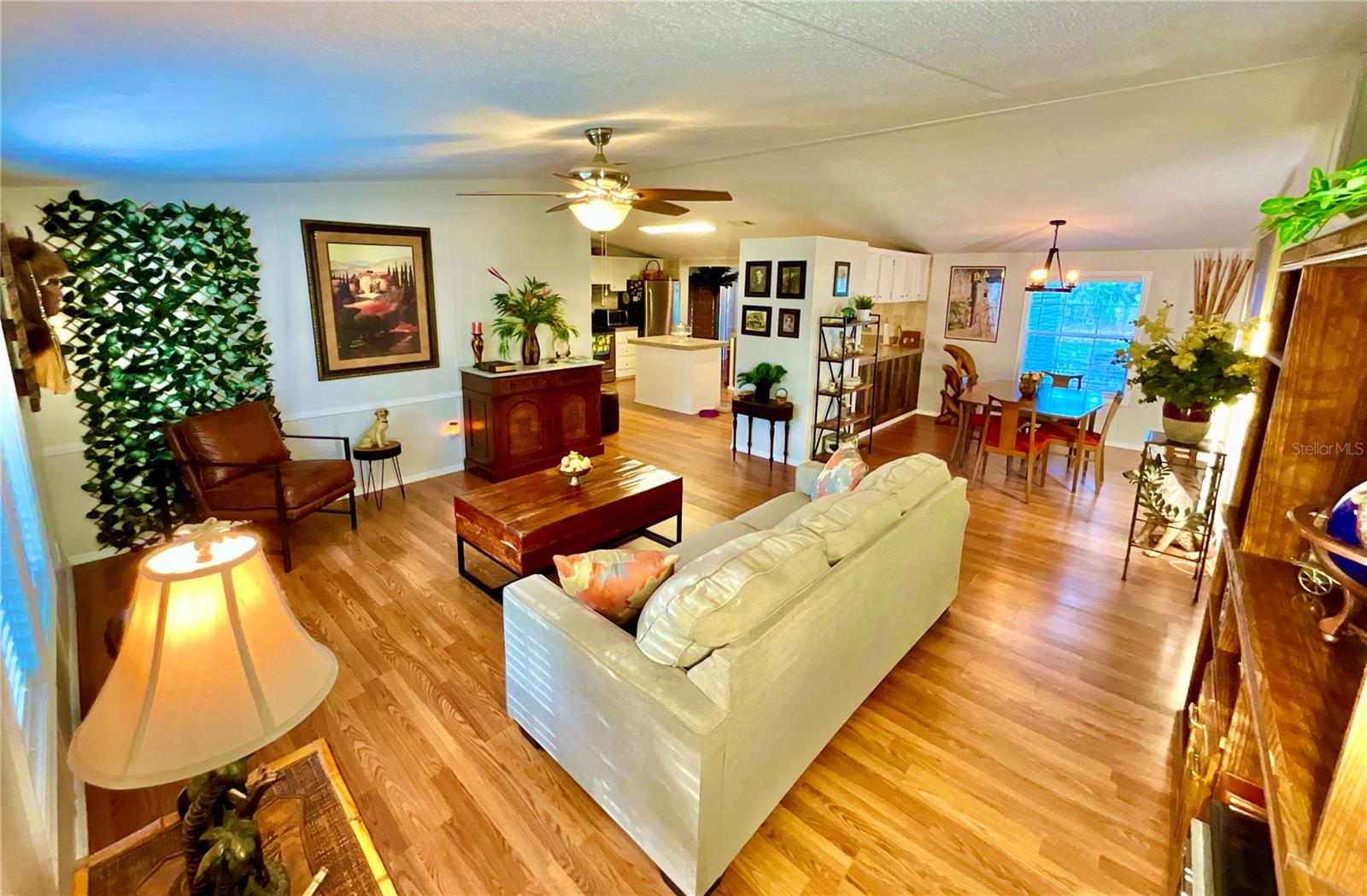 129 CRYSTAL LAKE DR, MELROSE, FL, 32666