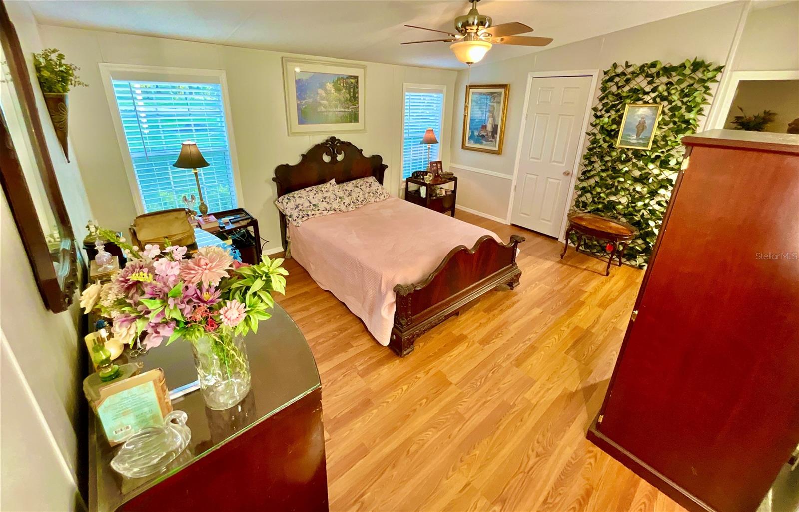 129 CRYSTAL LAKE DR, MELROSE, FL, 32666