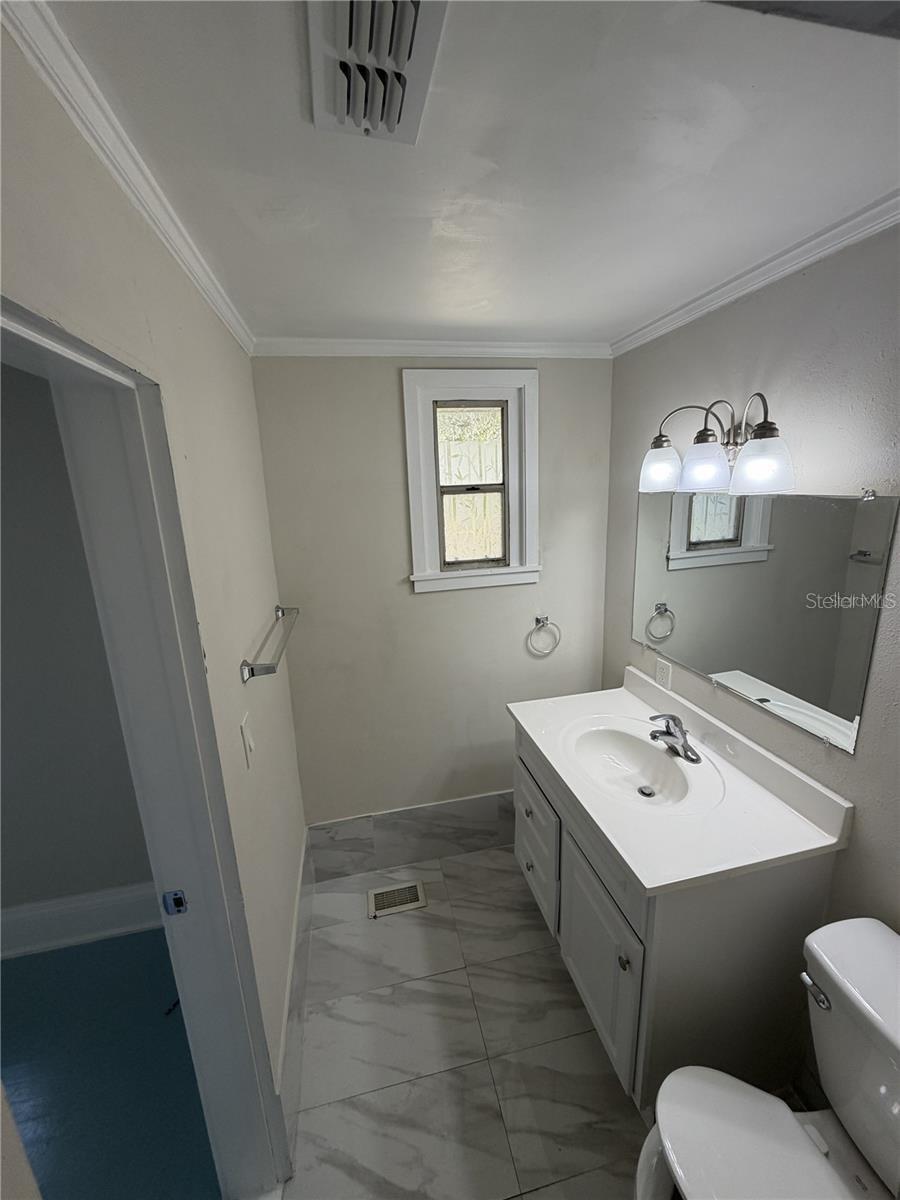 2107 NE 8TH RD, OCALA, FL, 34470