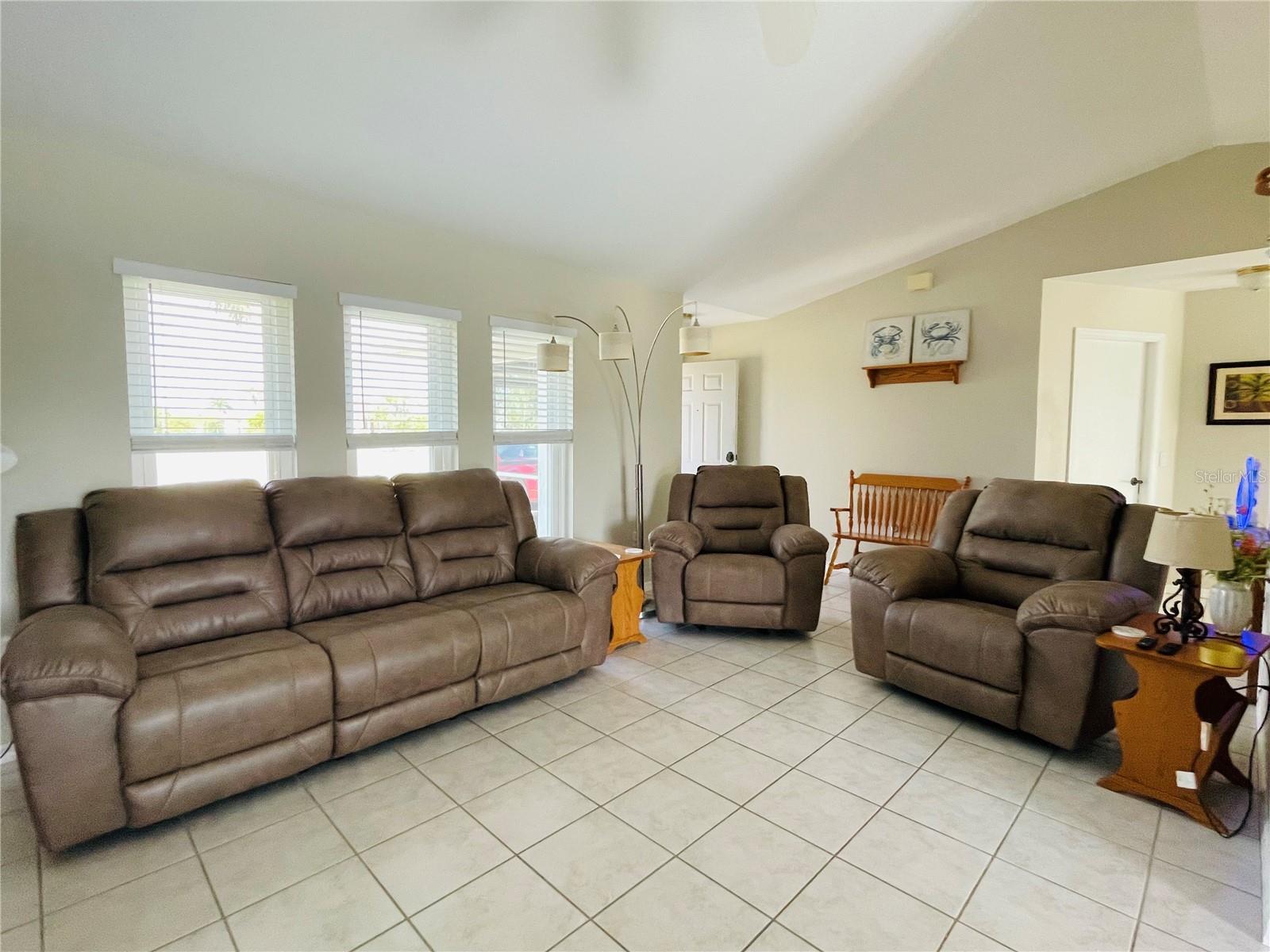 9532 GALAXIE CIR, PORT CHARLOTTE, FL, 33981