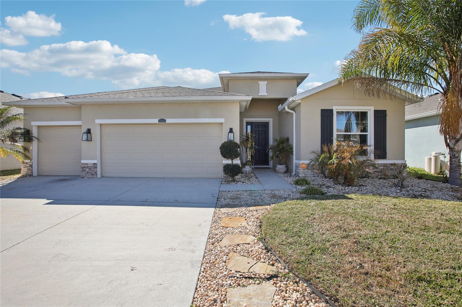 10747 LAXER CAY LOOP, SAN ANTONIO, FL, 33576