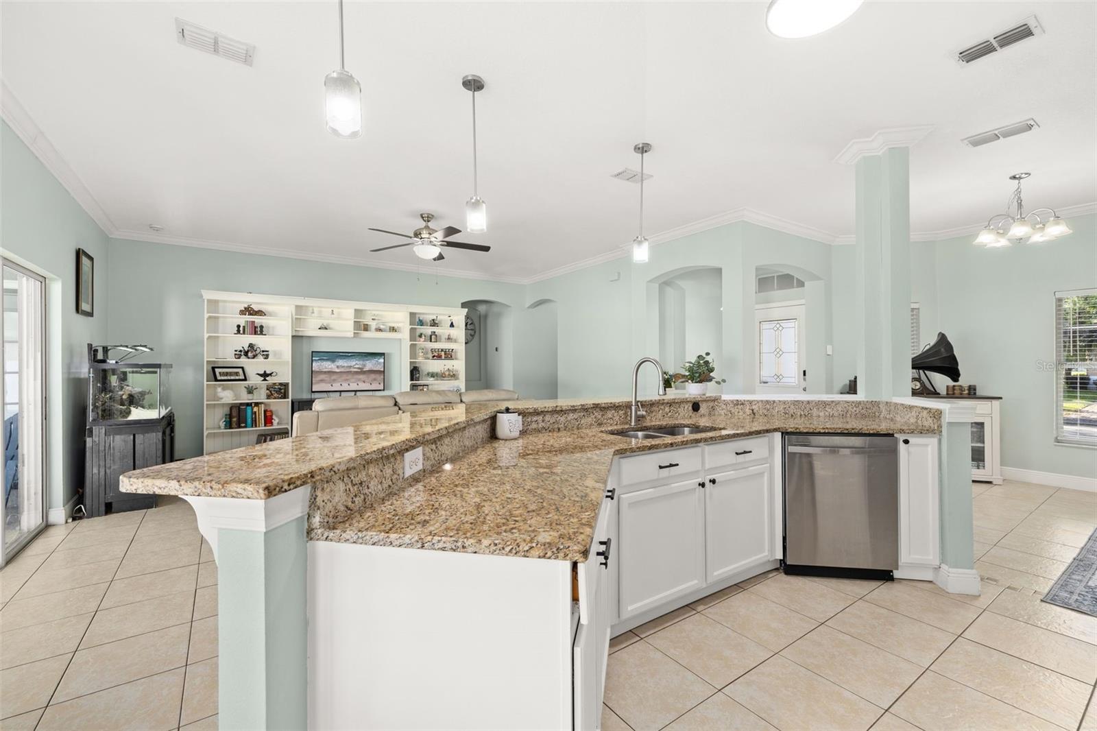 2591 SUMMERLAND WAY, KISSIMMEE, FL, 34746