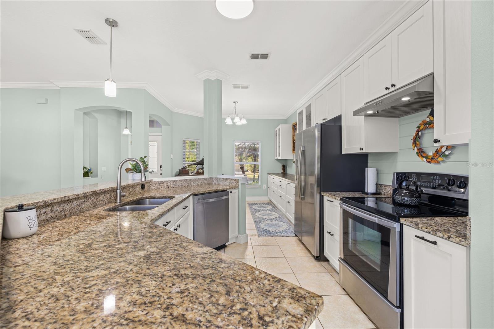 2591 SUMMERLAND WAY, KISSIMMEE, FL, 34746