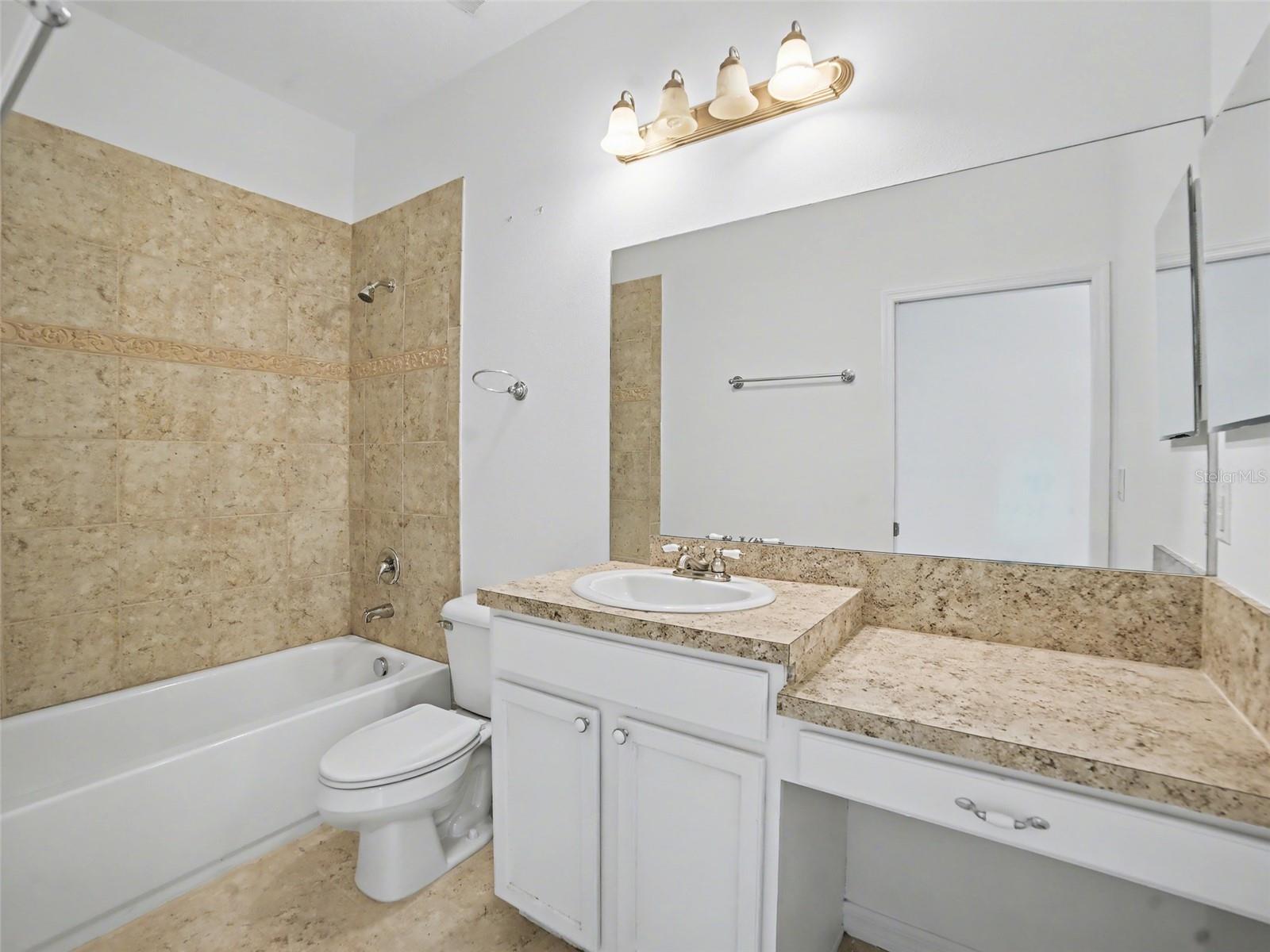 10346 CELTIC ASH DR, RUSKIN, FL, 33573