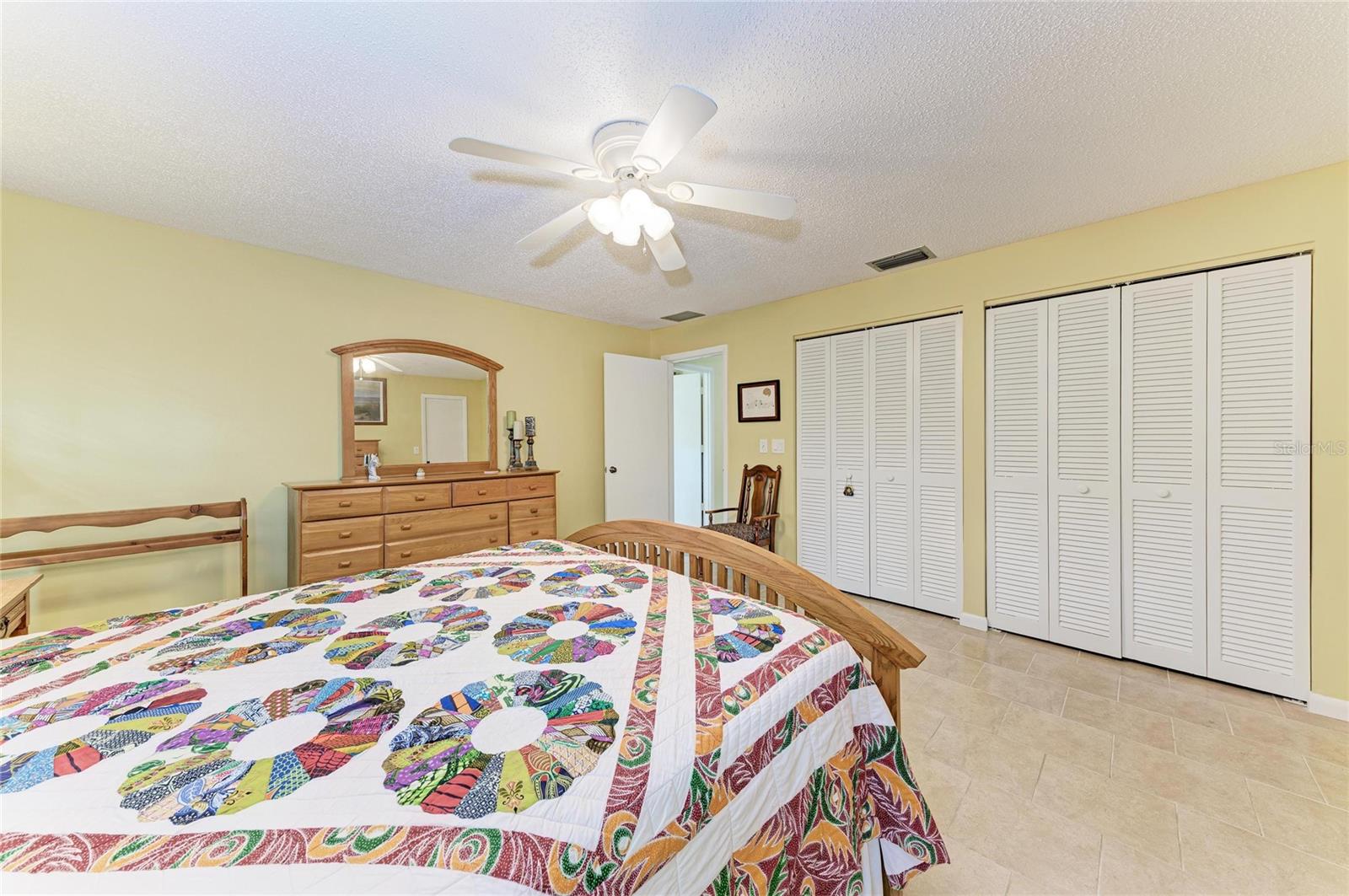 7160 FAIRWAY BEND CIR, SARASOTA, FL, 34243