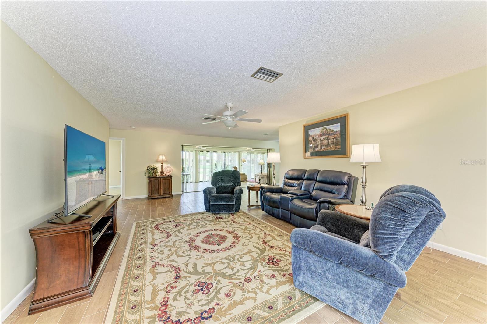 7160 FAIRWAY BEND CIR, SARASOTA, FL, 34243