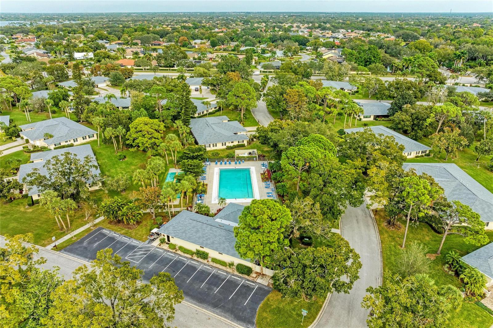 7160 FAIRWAY BEND CIR, SARASOTA, FL, 34243