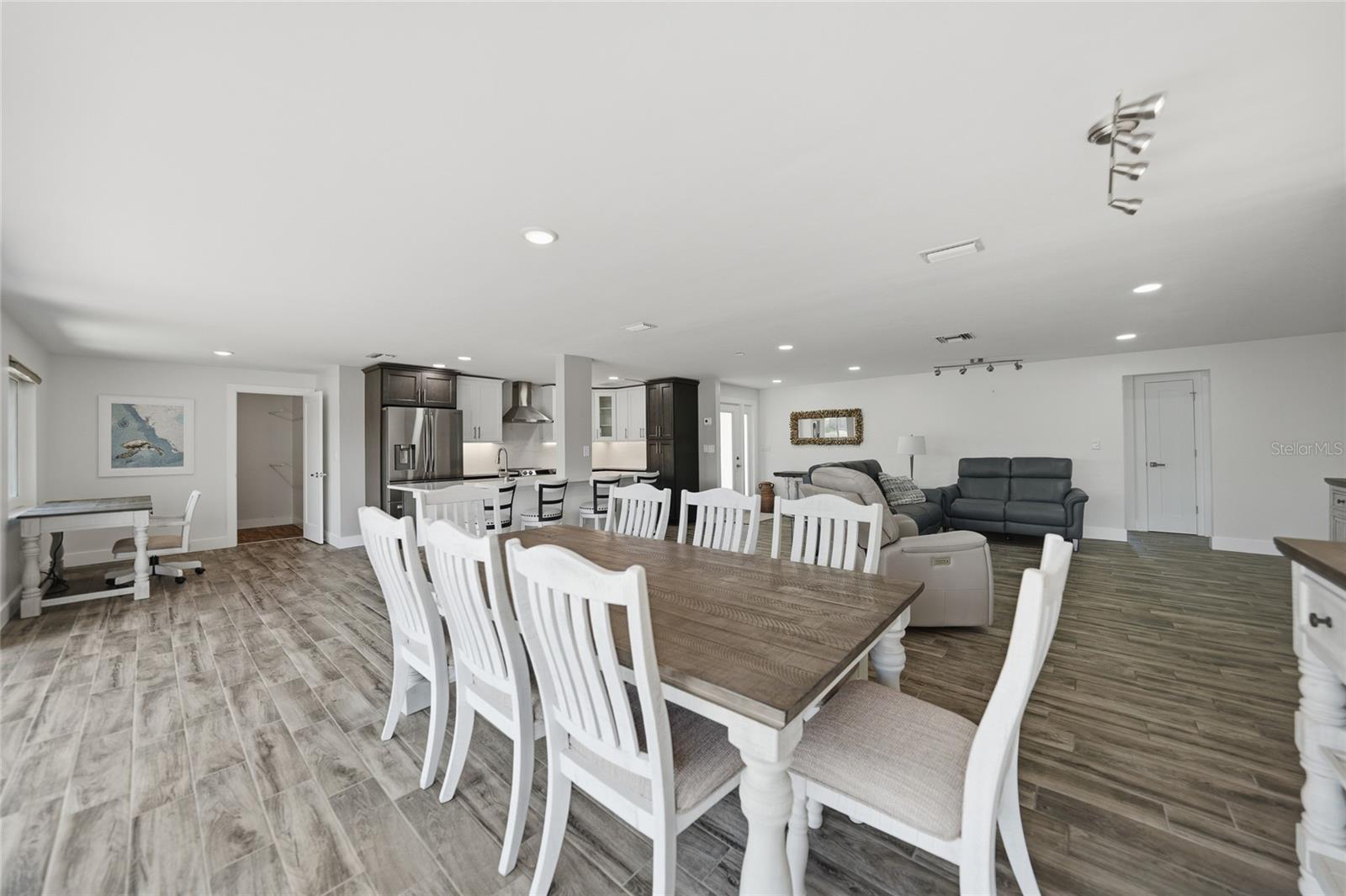 380 CORONADO DR, PUNTA GORDA, FL, 33950