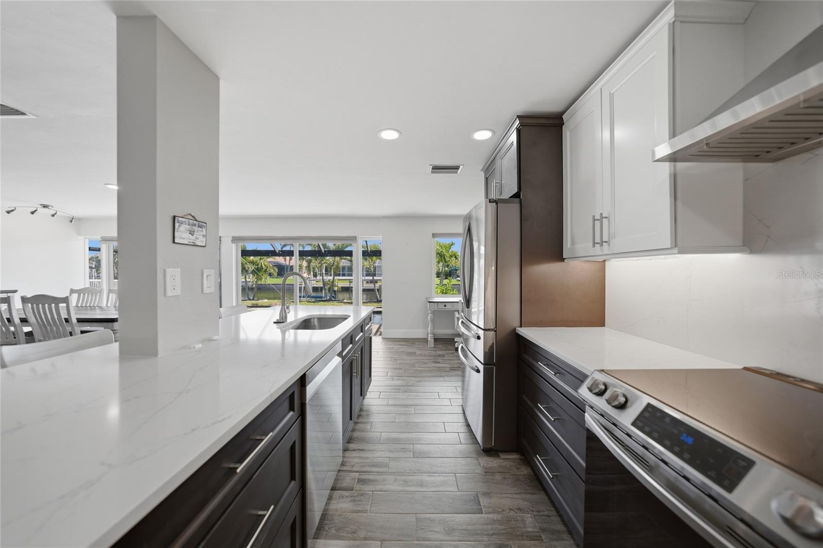 380 CORONADO DR, PUNTA GORDA, FL, 33950