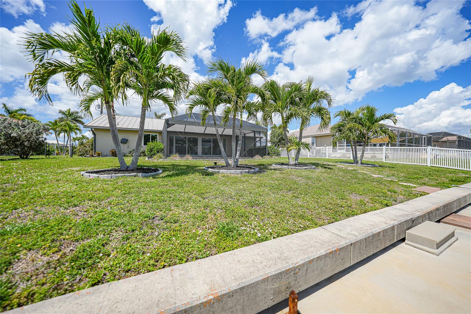 380 CORONADO DR, PUNTA GORDA, FL, 33950