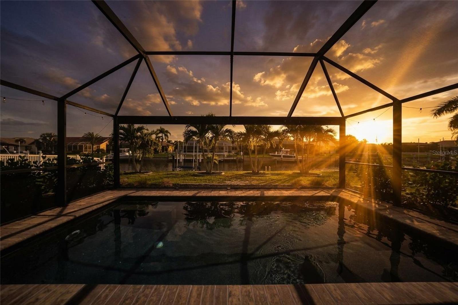 380 CORONADO DR, PUNTA GORDA, FL, 33950