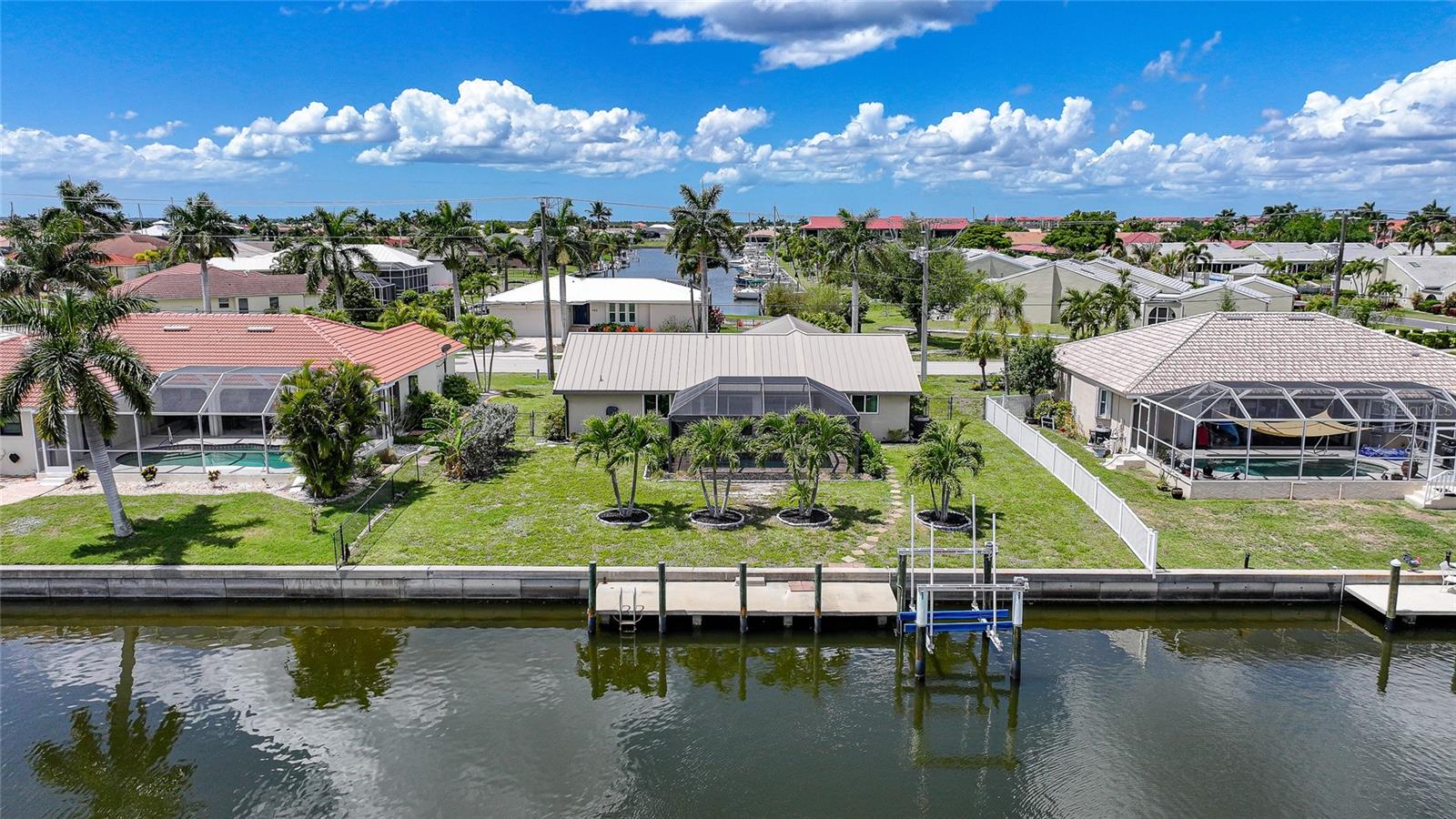 380 CORONADO DR, PUNTA GORDA, FL, 33950