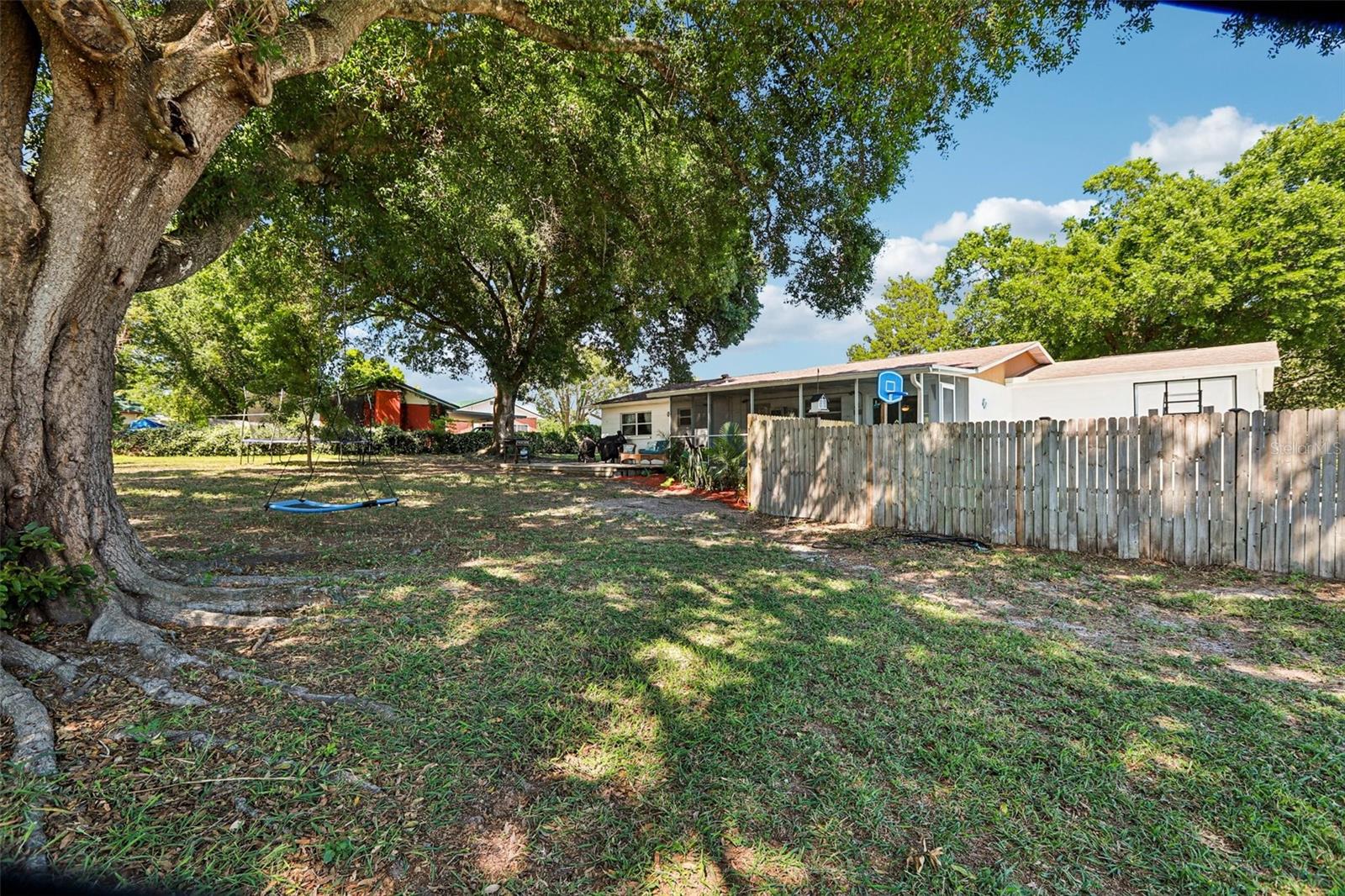 8904 CLAYTON LN, LAKELAND, FL, 33809