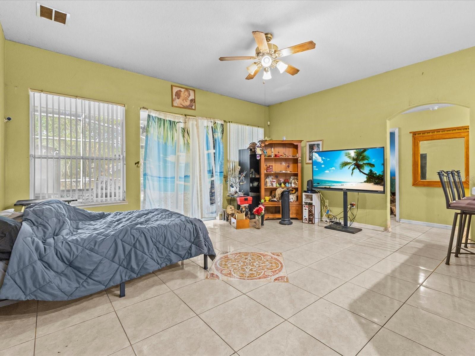722 TAHITI DR, KISSIMMEE, FL, 34758