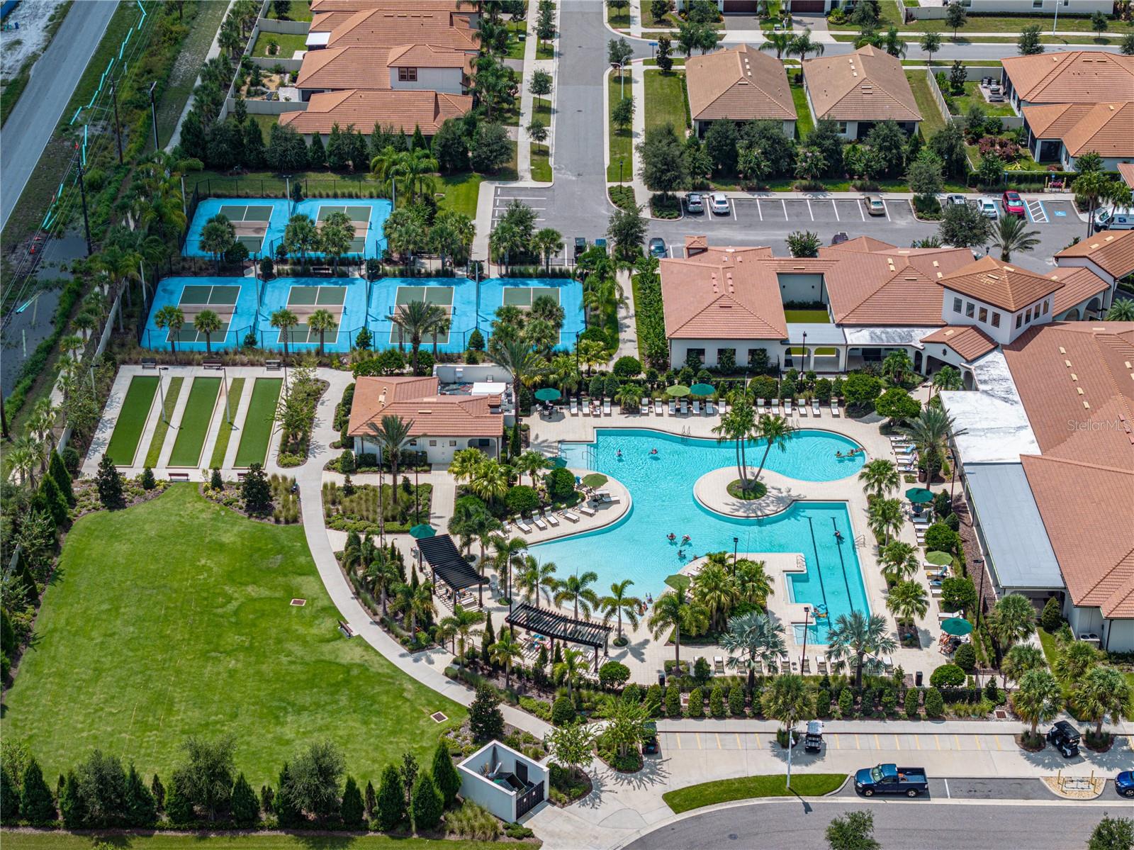17319 HOLLY WELL AVE, WIMAUMA, FL, 33598