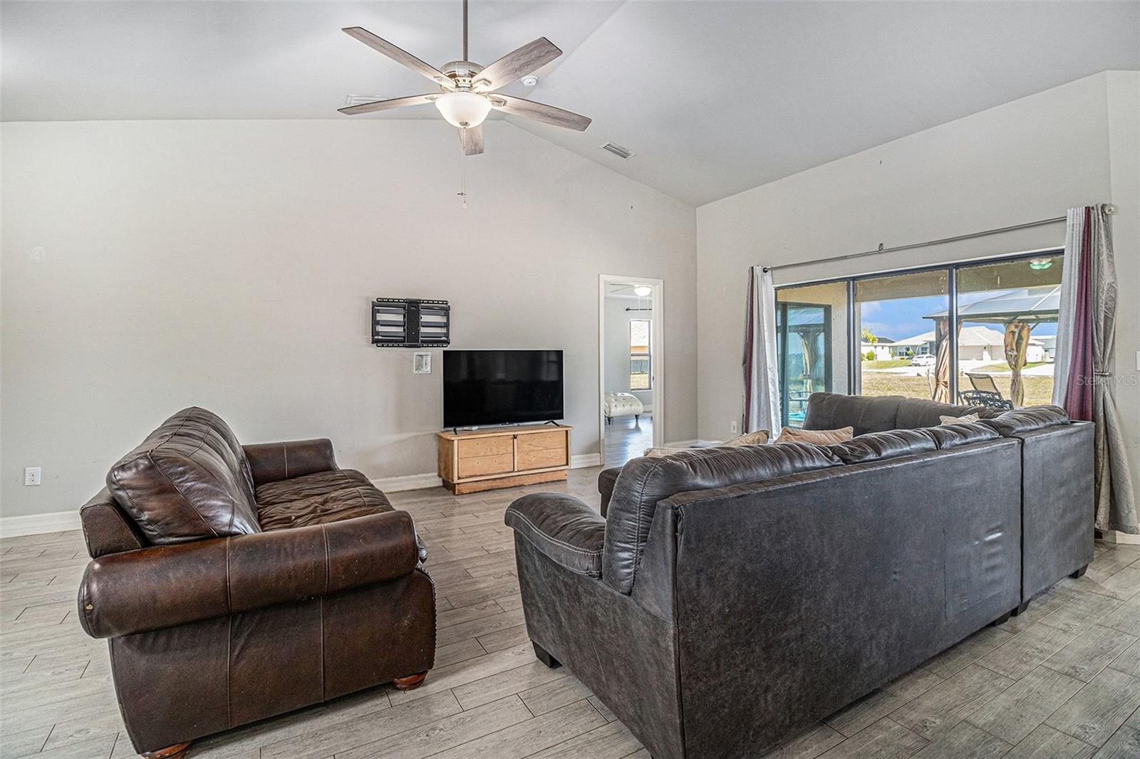 1509 NW 37TH AVE, CAPE CORAL, FL, 33993