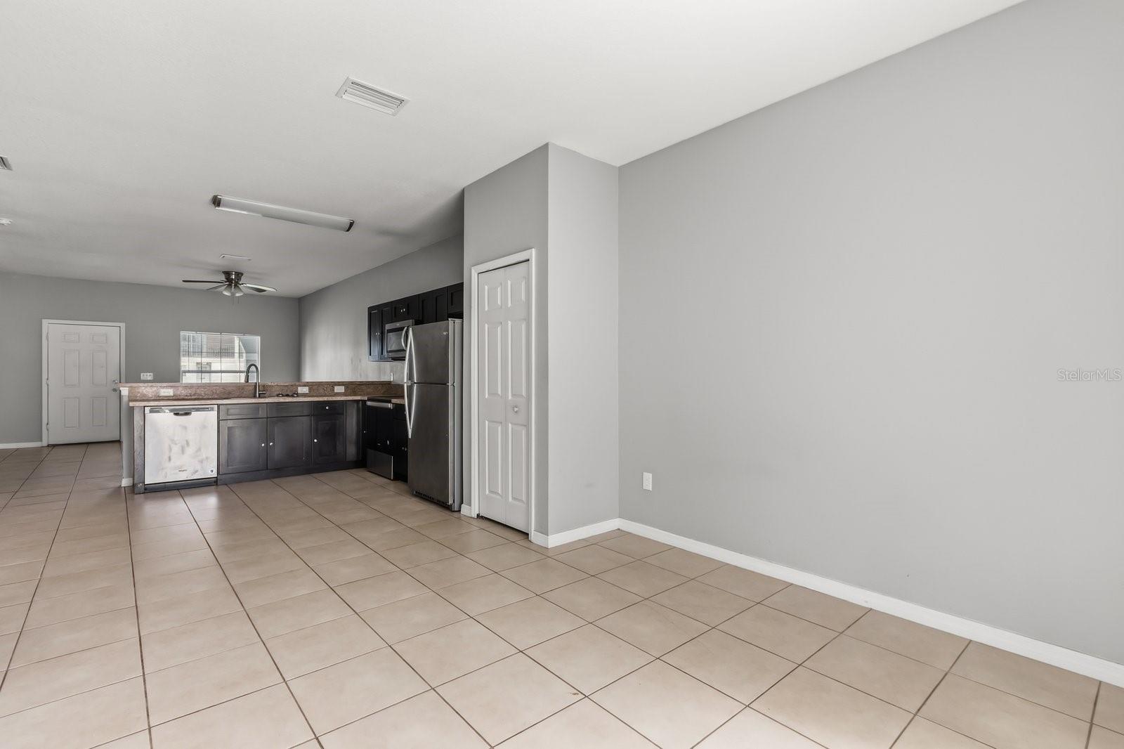 677-679 ROYALTY CT #2, KISSIMMEE, FL, 34758