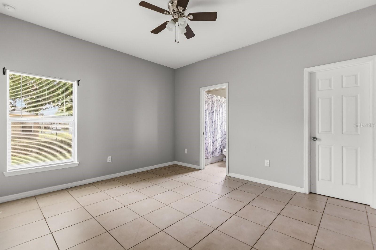 677-679 ROYALTY CT #2, KISSIMMEE, FL, 34758